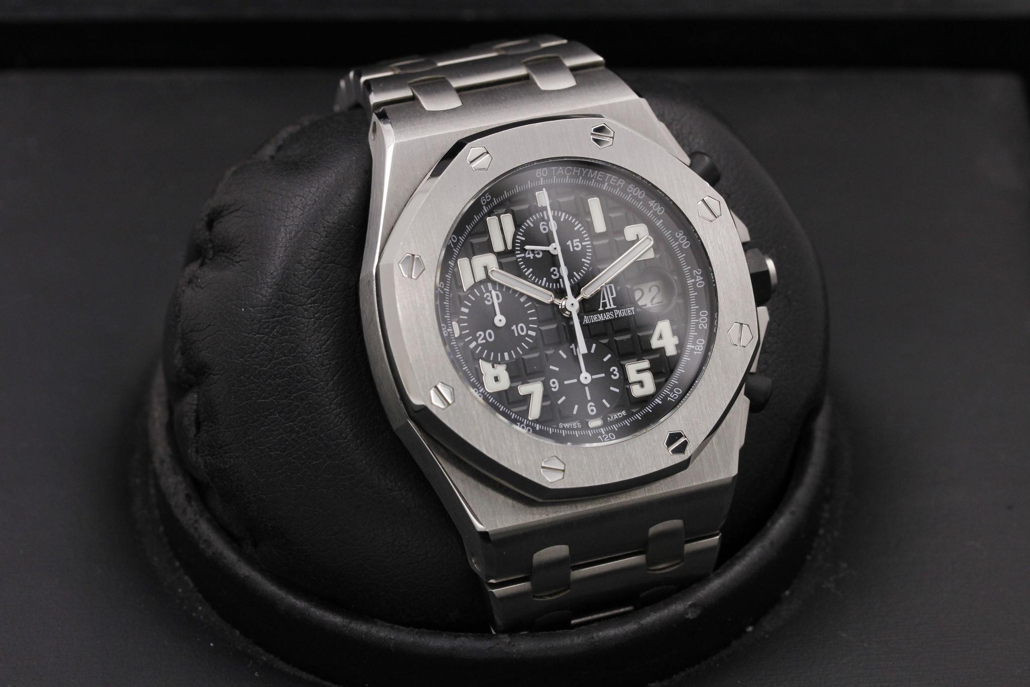 Watch Image 9