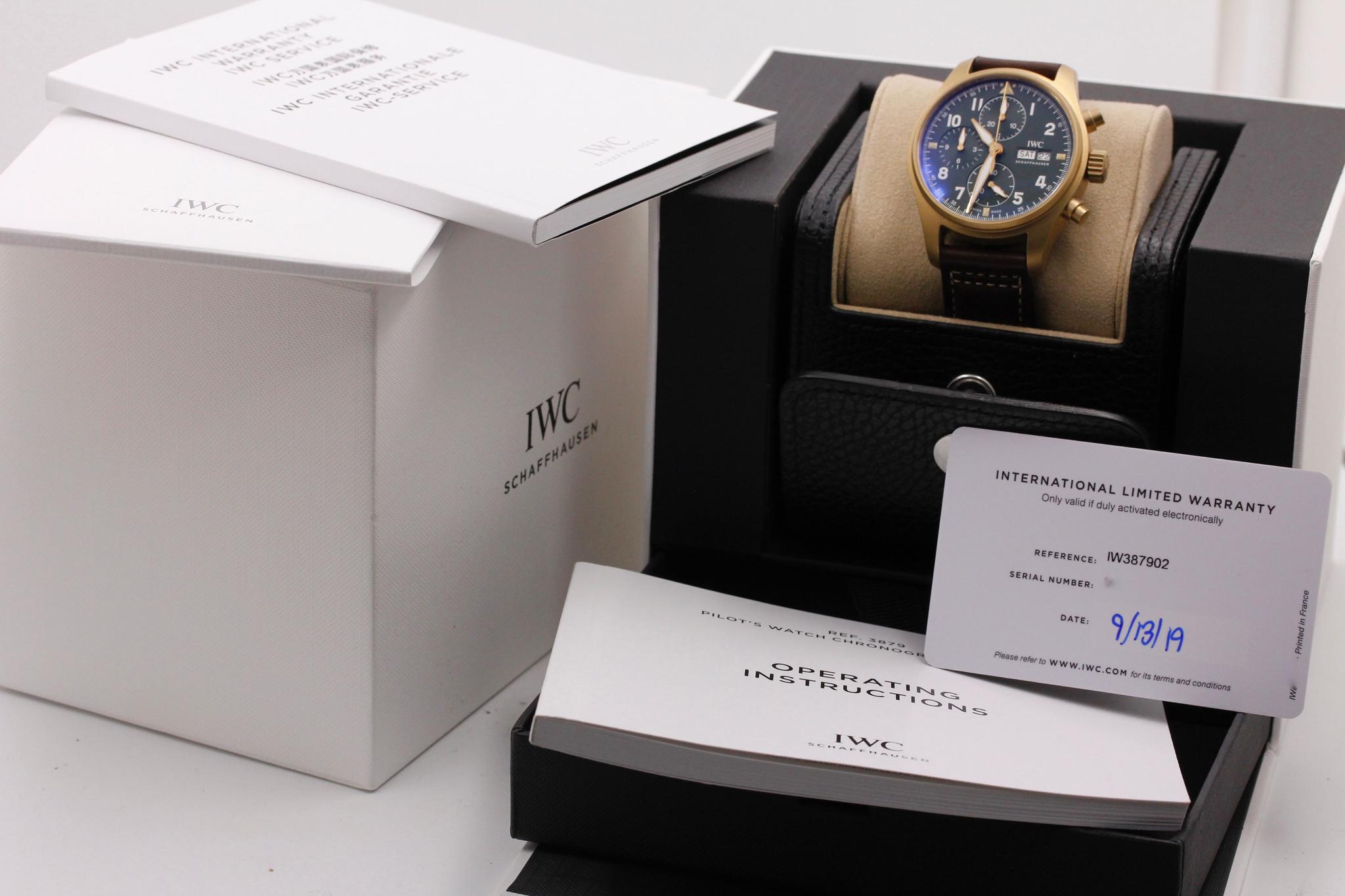 Watch Image 11