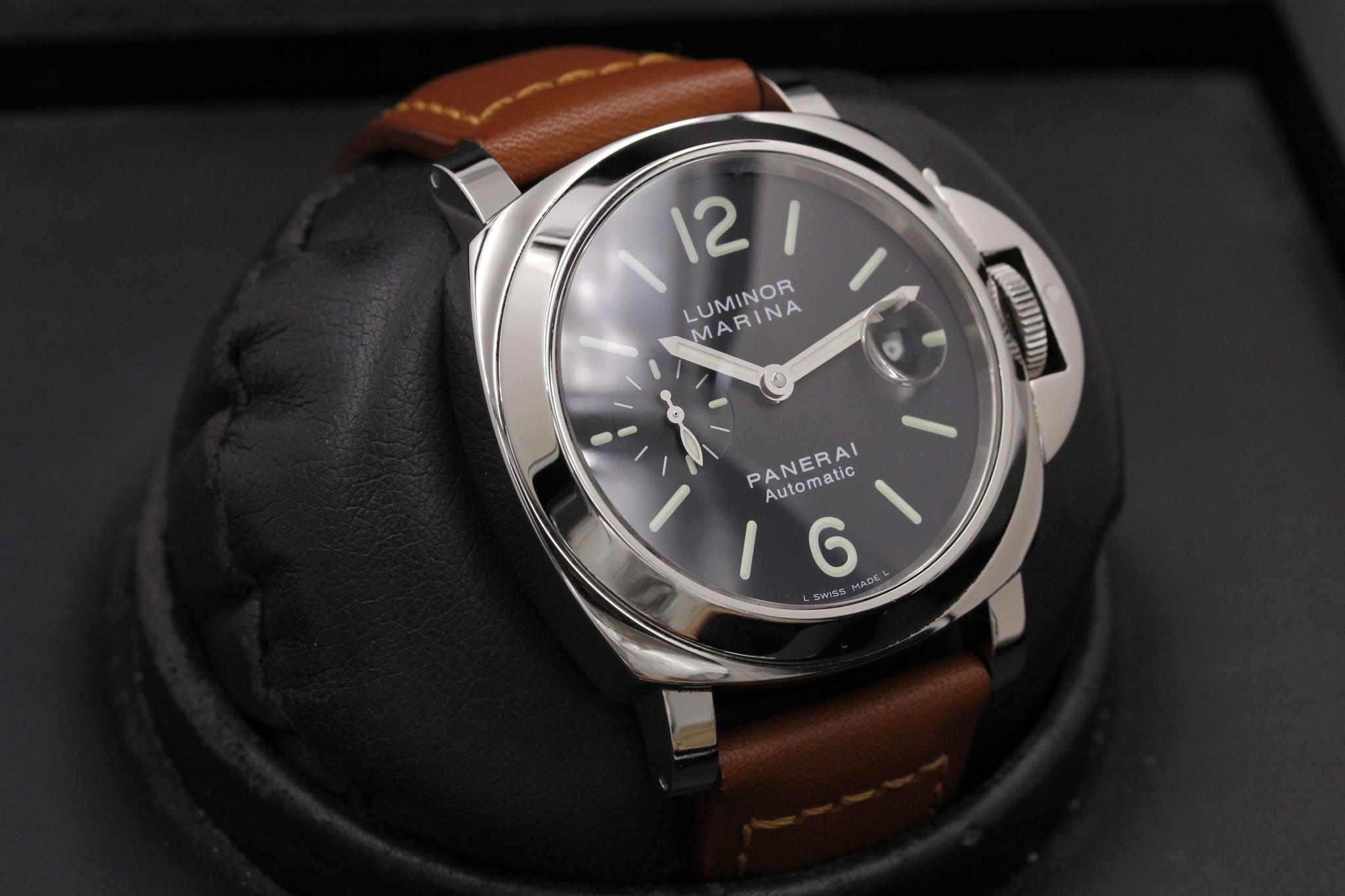 Watch Image 11