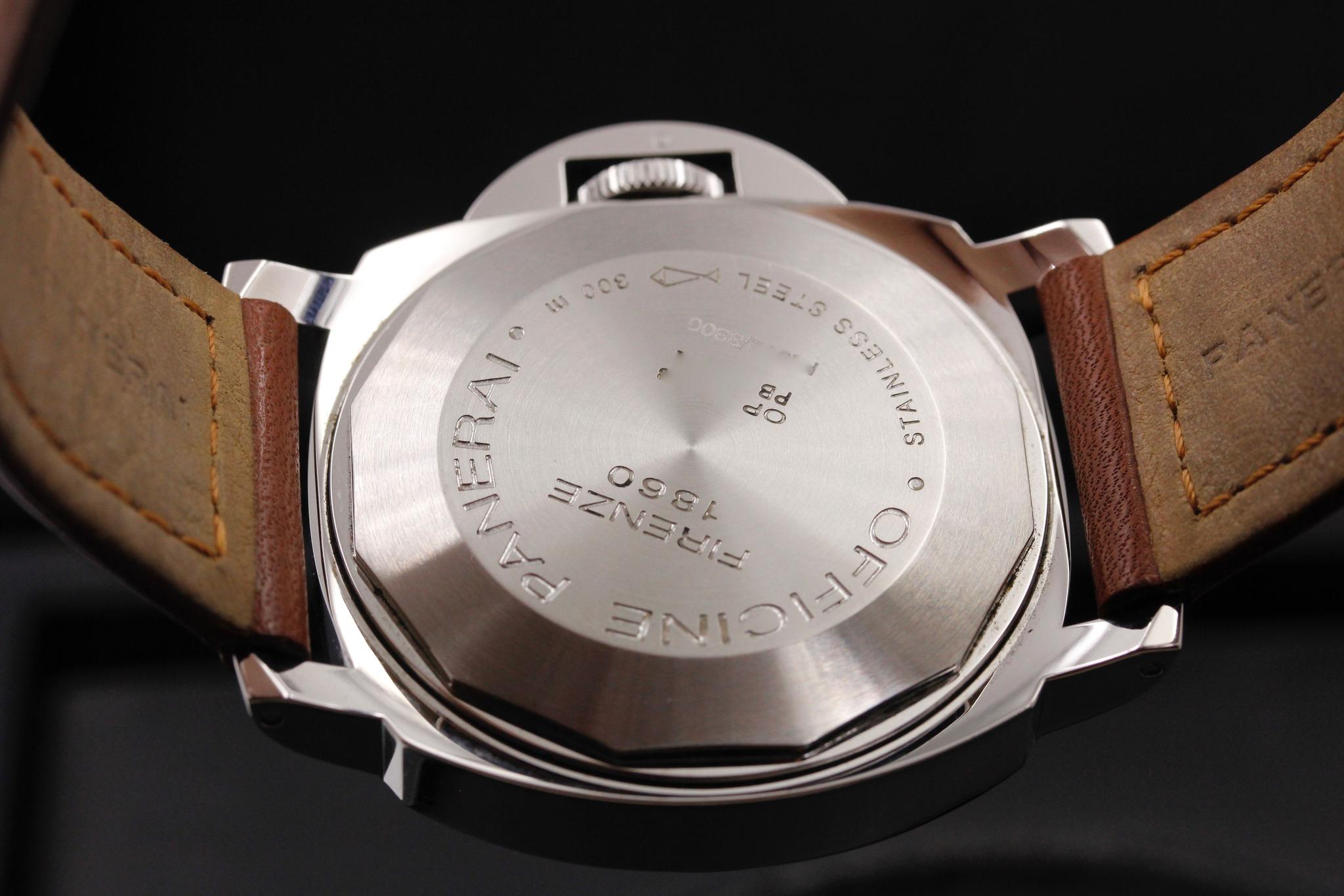 Watch Image 7