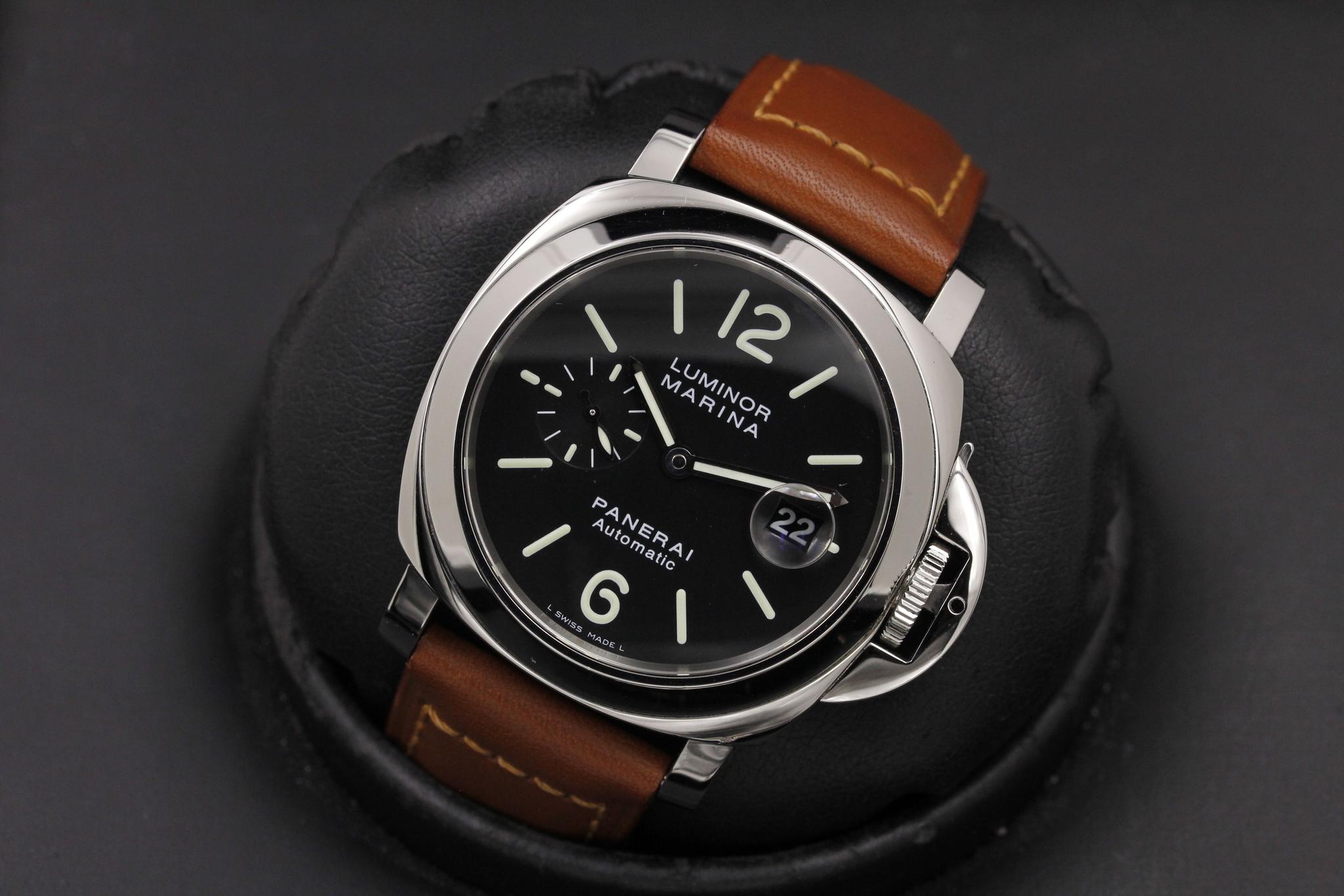 Watch Image 10