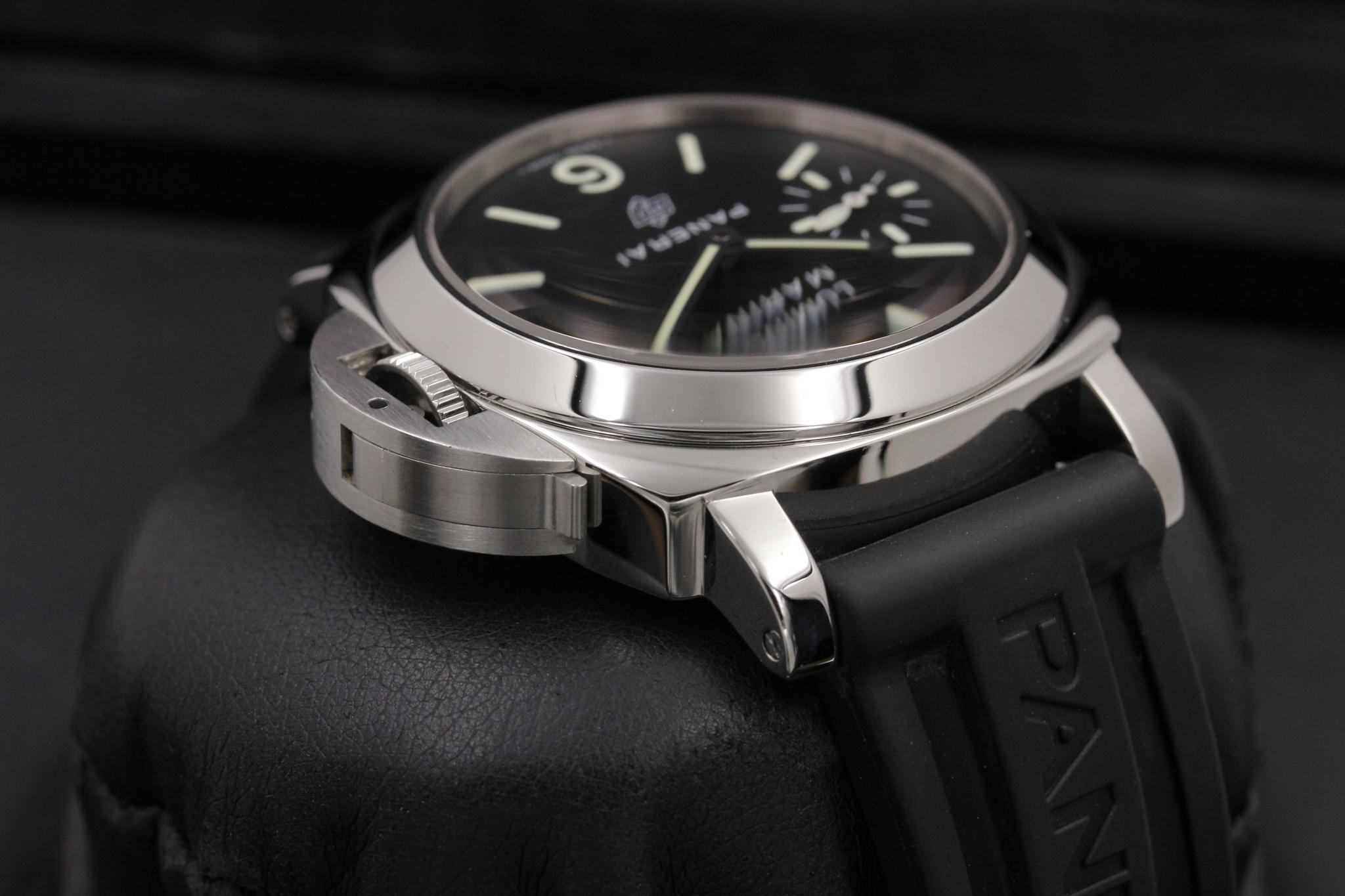 Watch Image 4