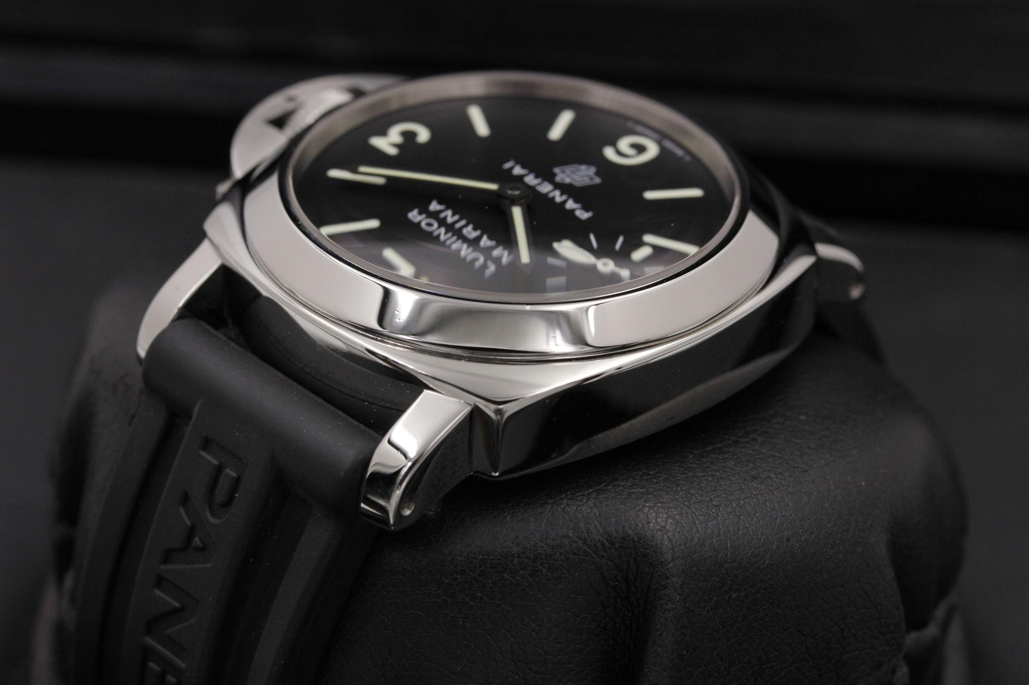 Watch Image 5