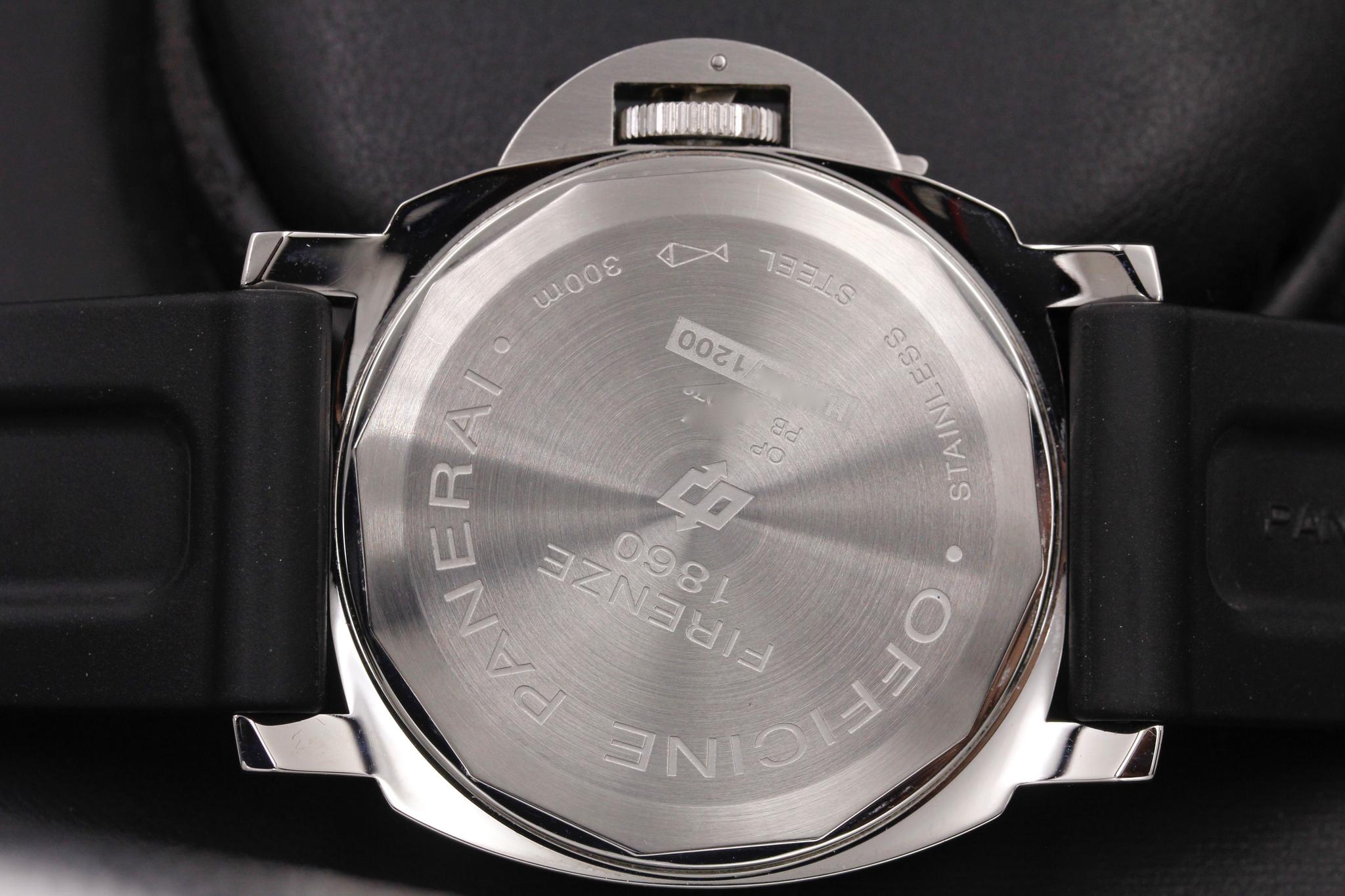 Watch Image 7
