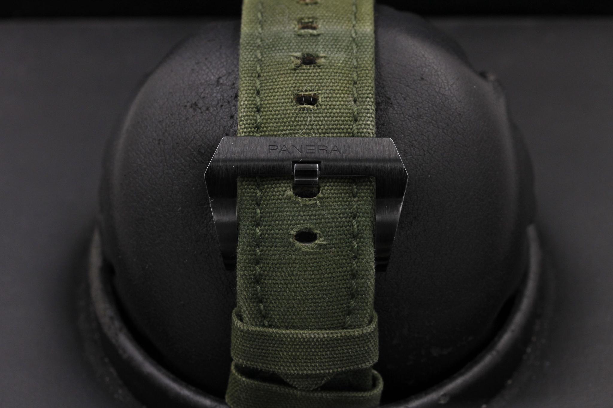 Watch Image 8