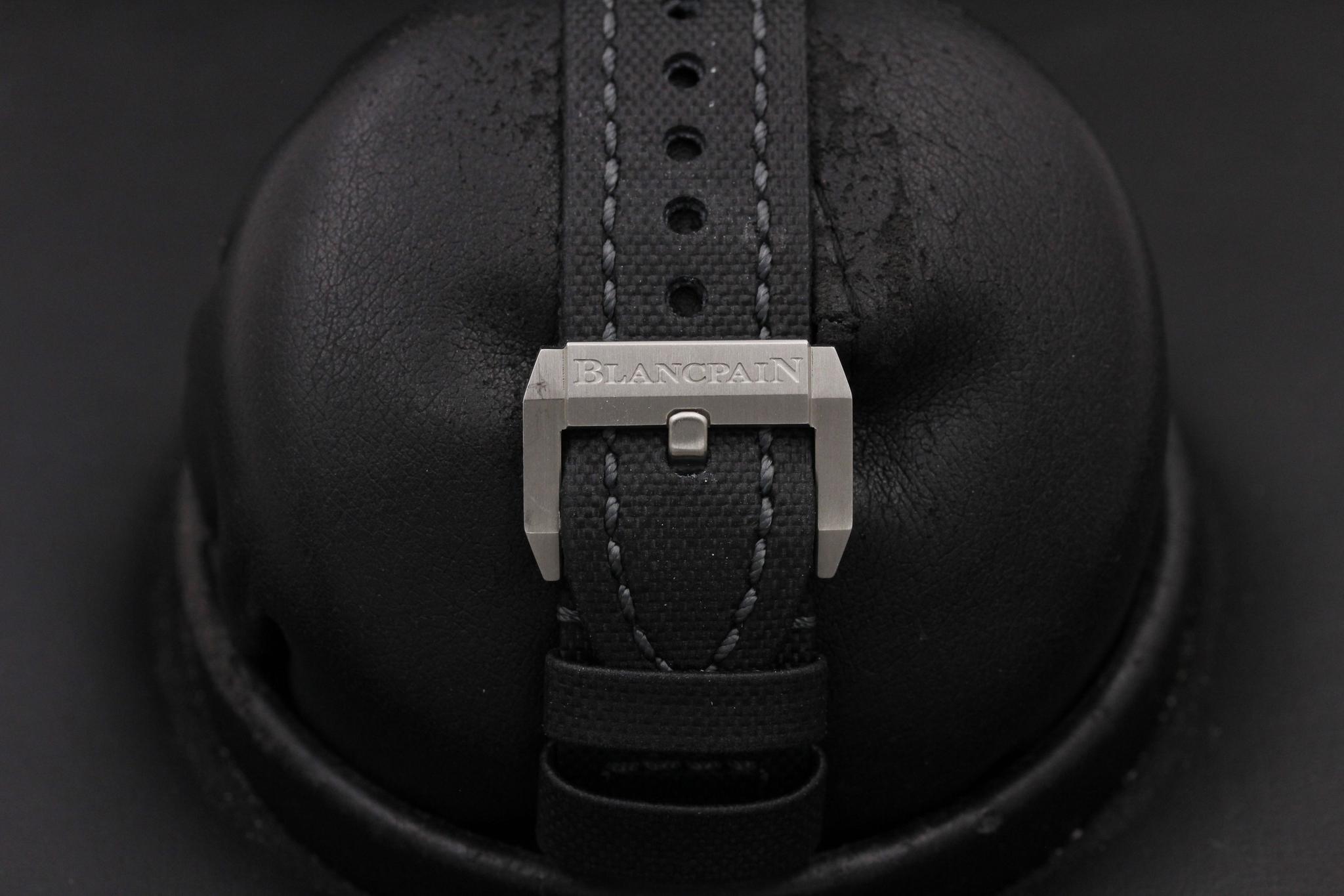 Watch Image 8