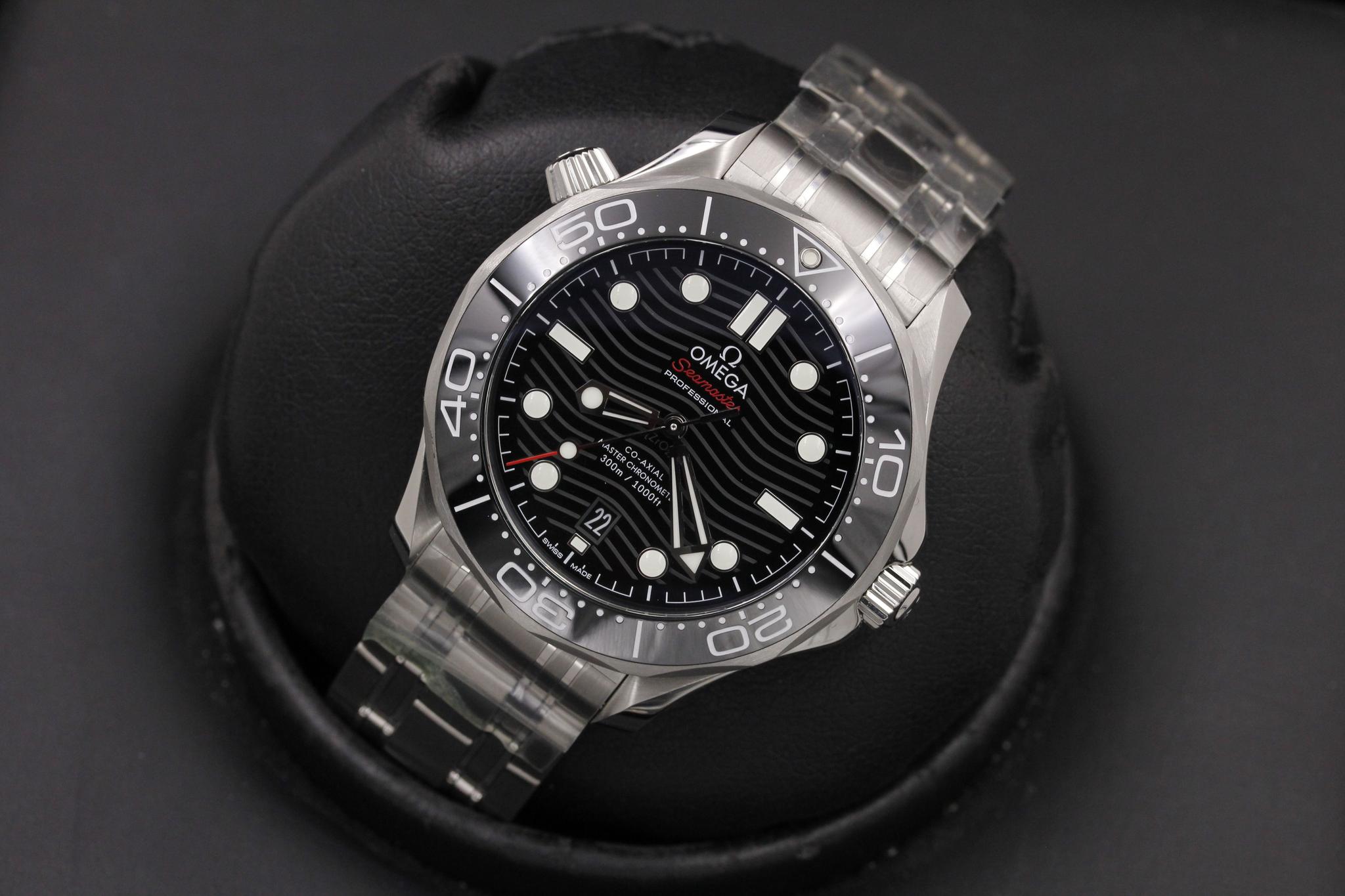Watch Image 9
