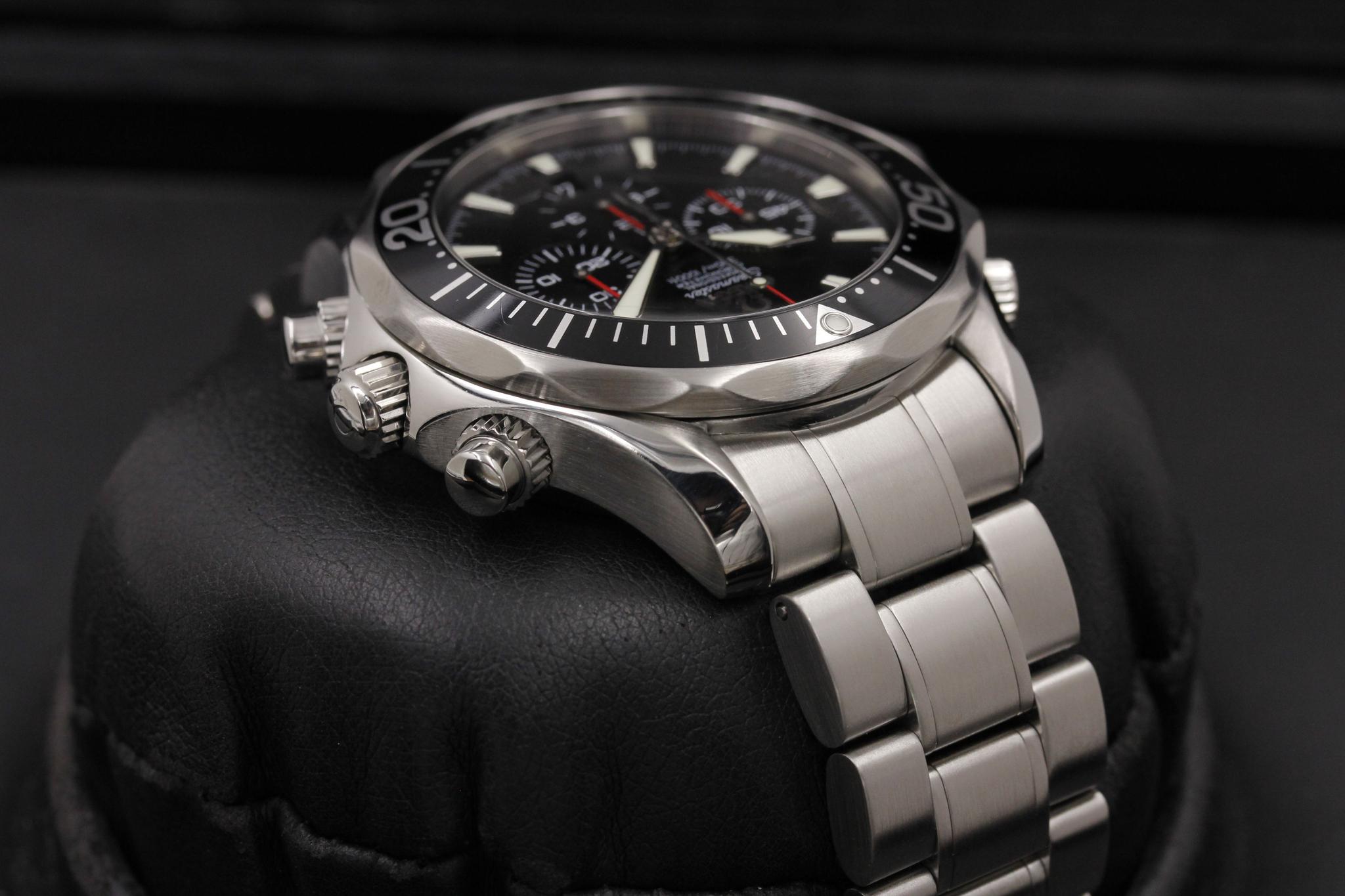 Watch Image 4