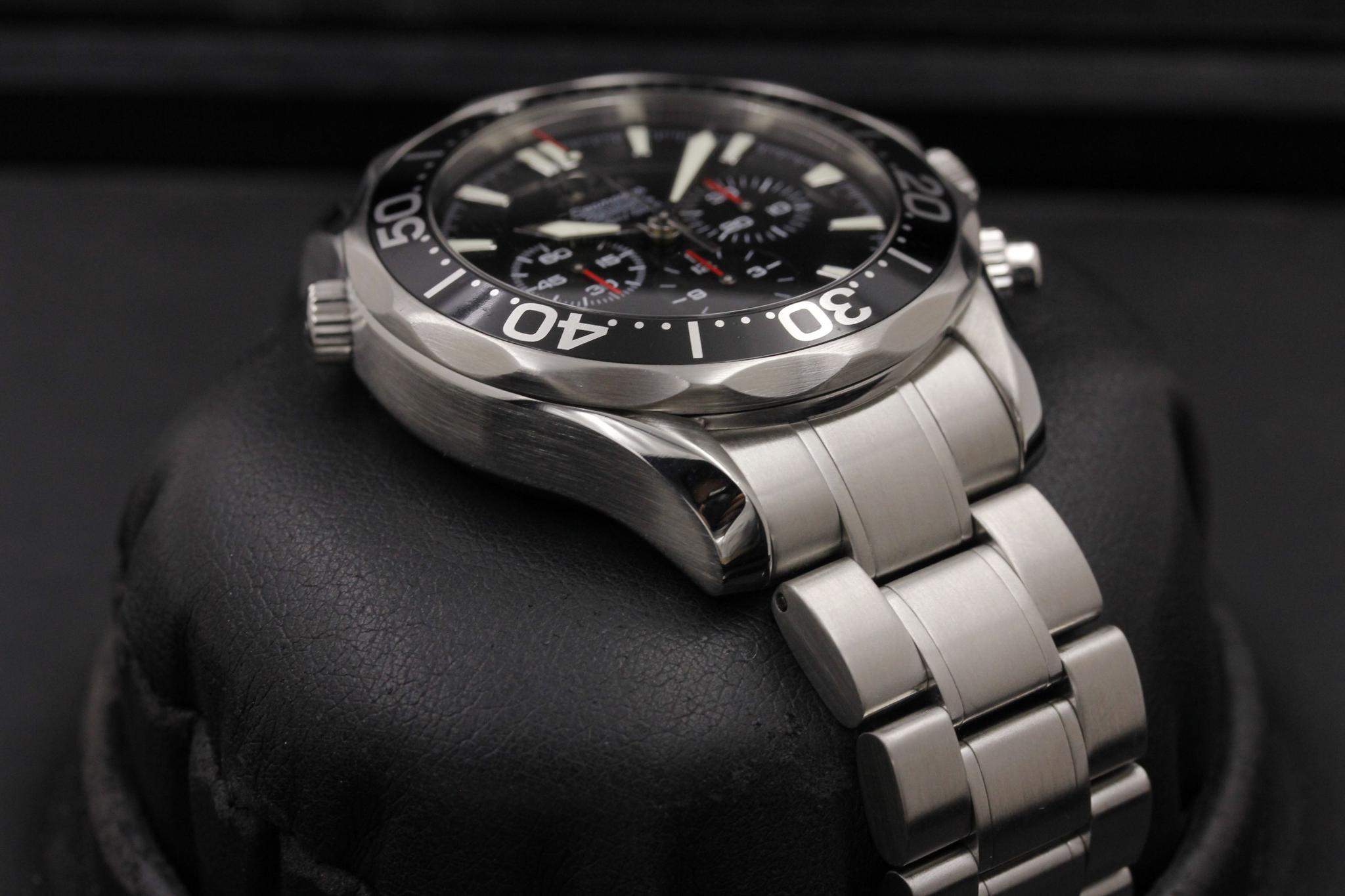 Watch Image 6