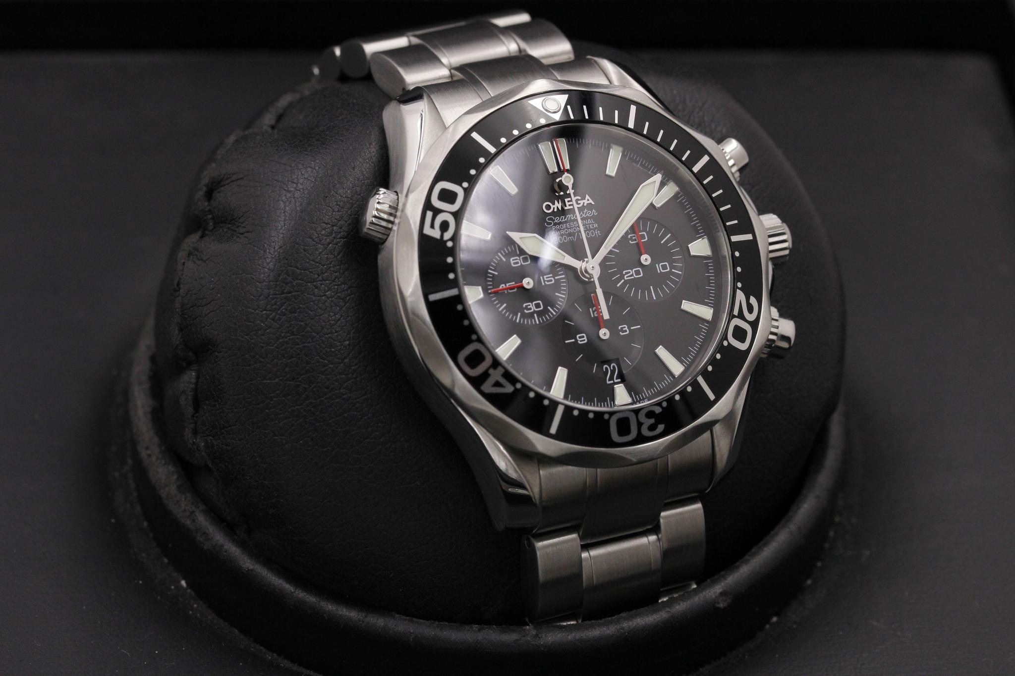 Watch Image 10