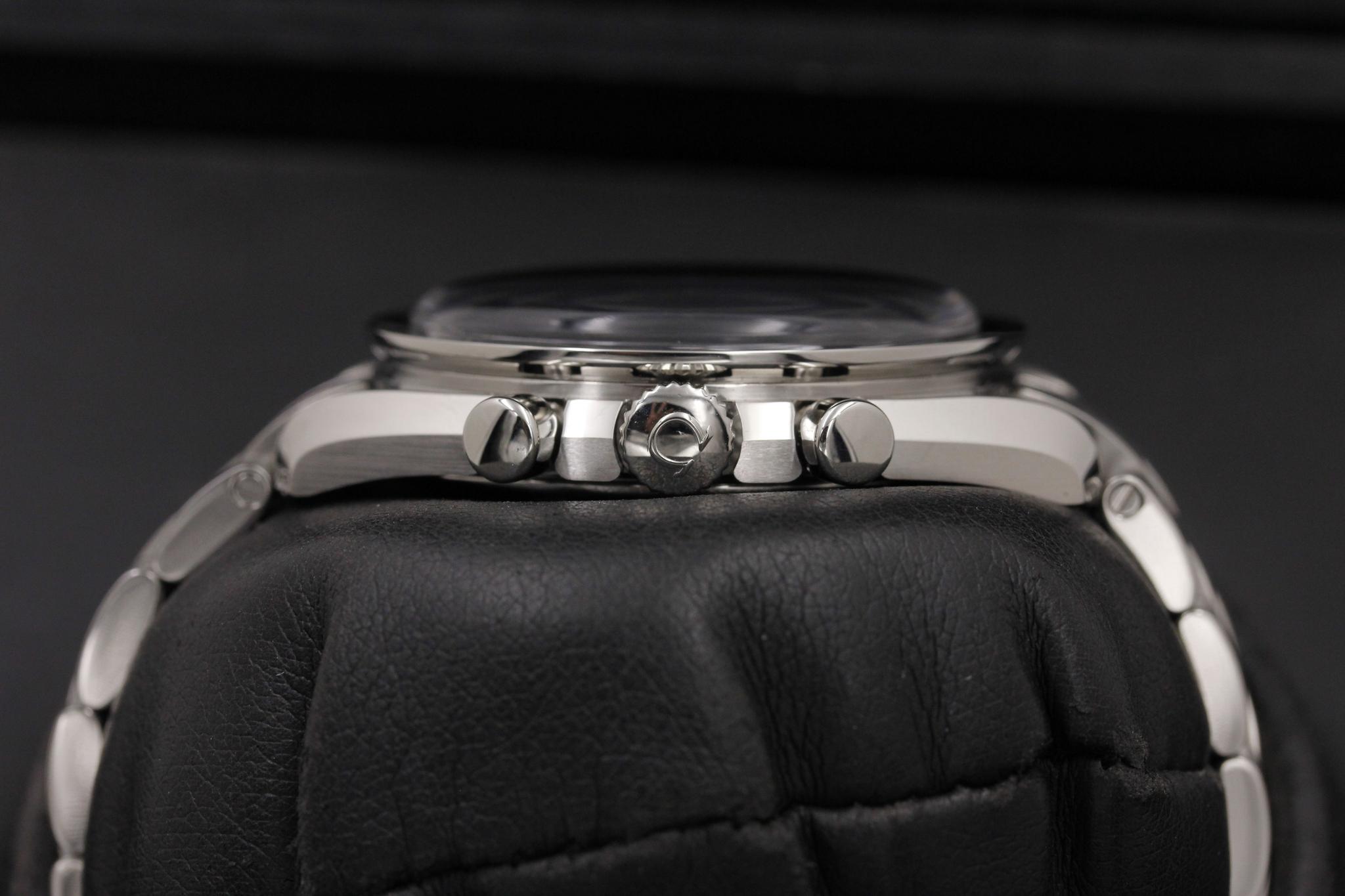 Watch Image 3