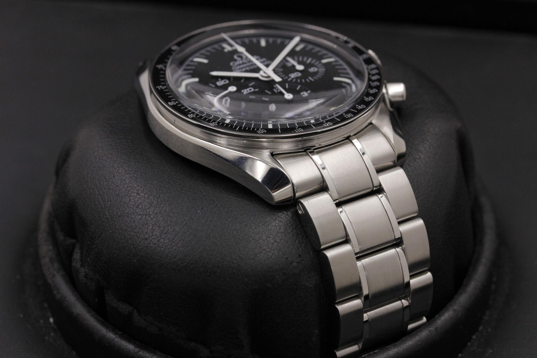 Watch Image 6