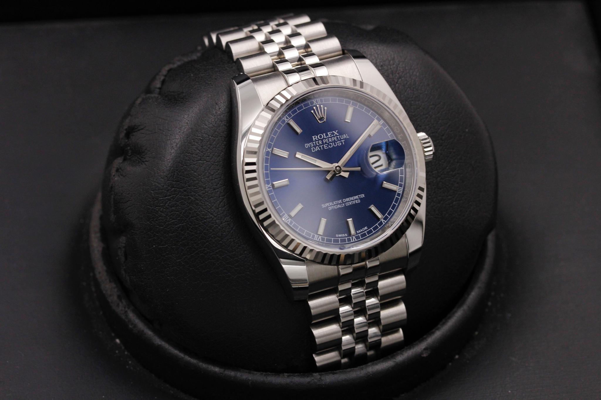 Watch Image 11