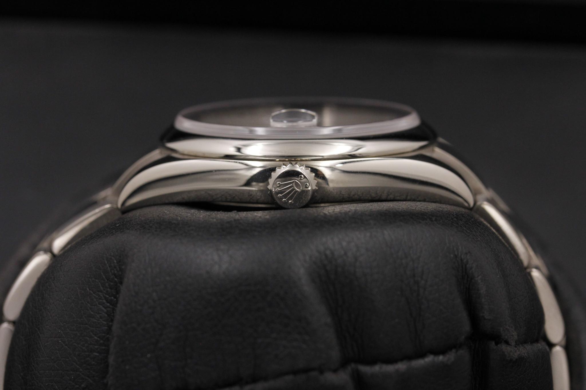Watch Image 5