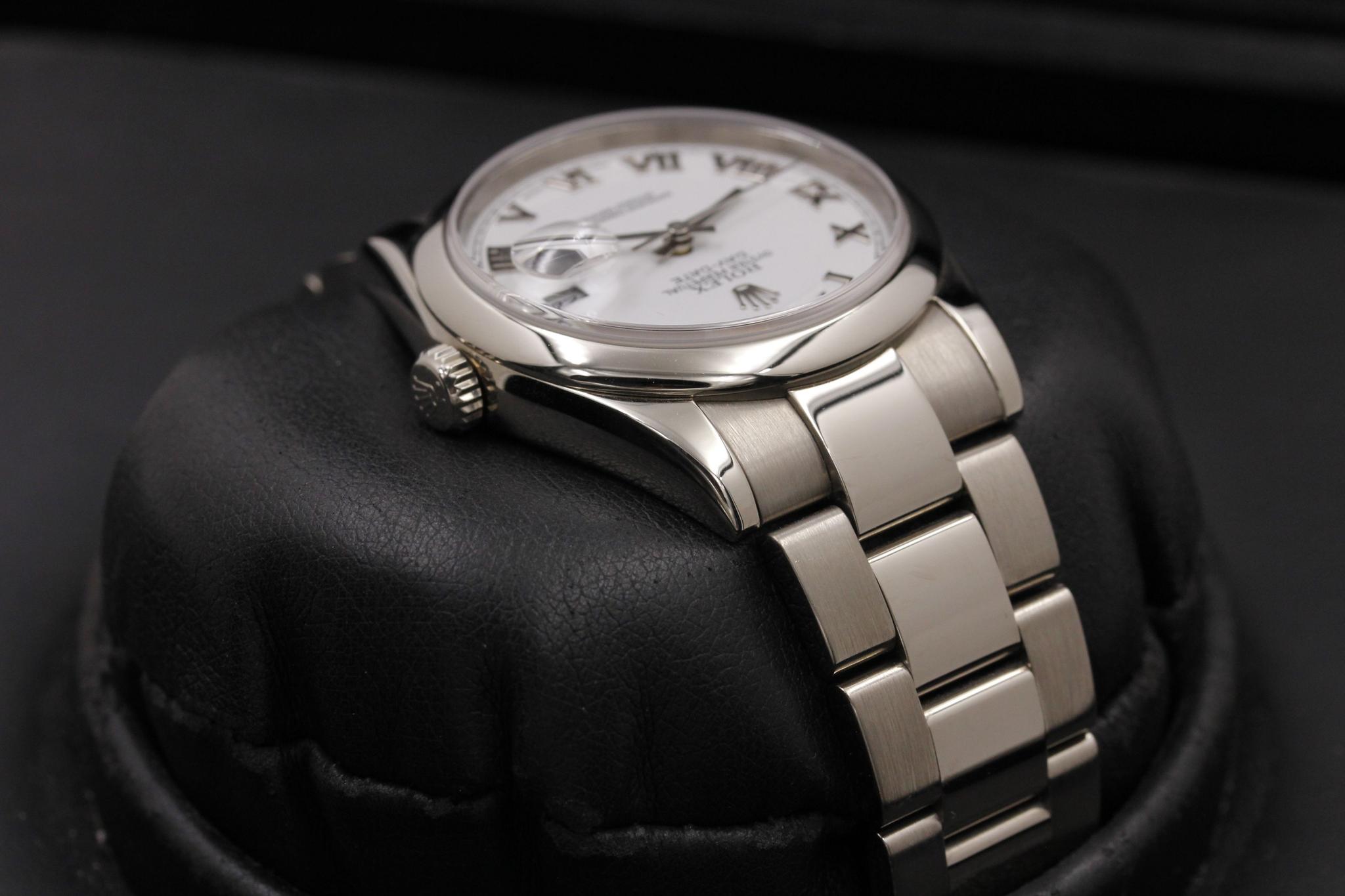 Watch Image 3