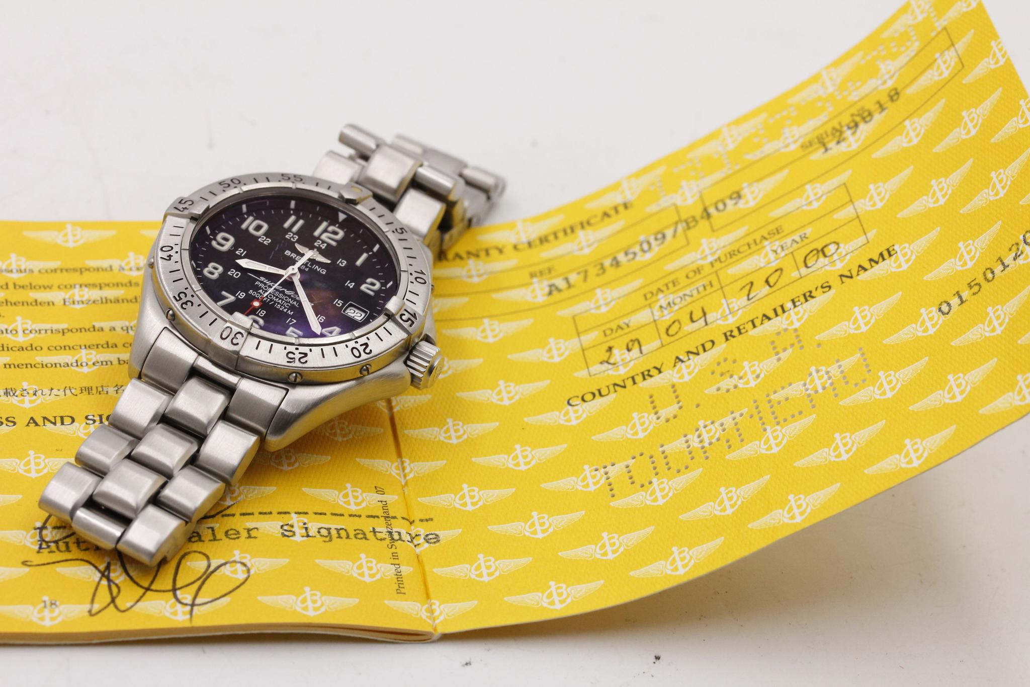 Watch Image 11