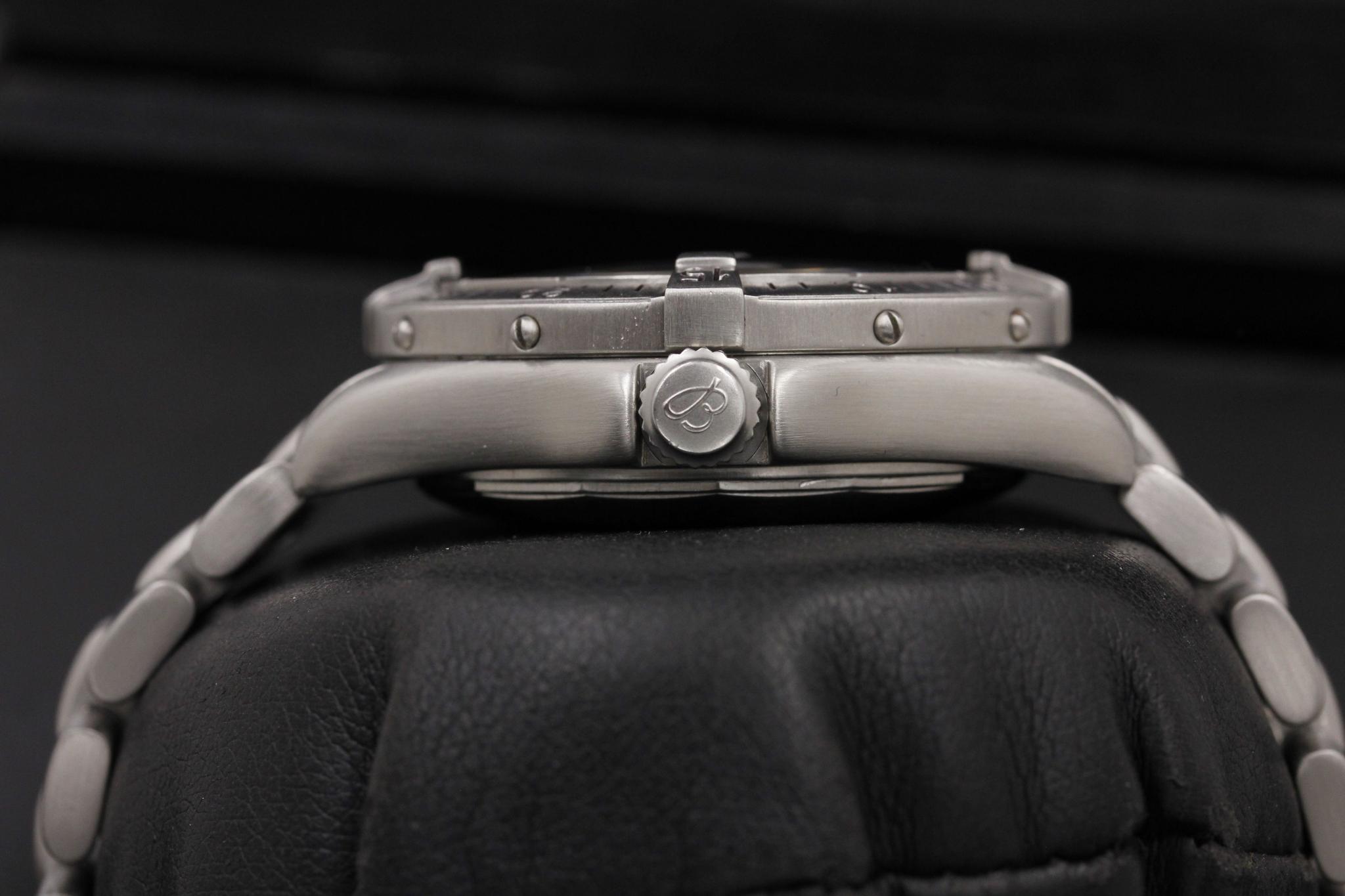 Watch Image 3