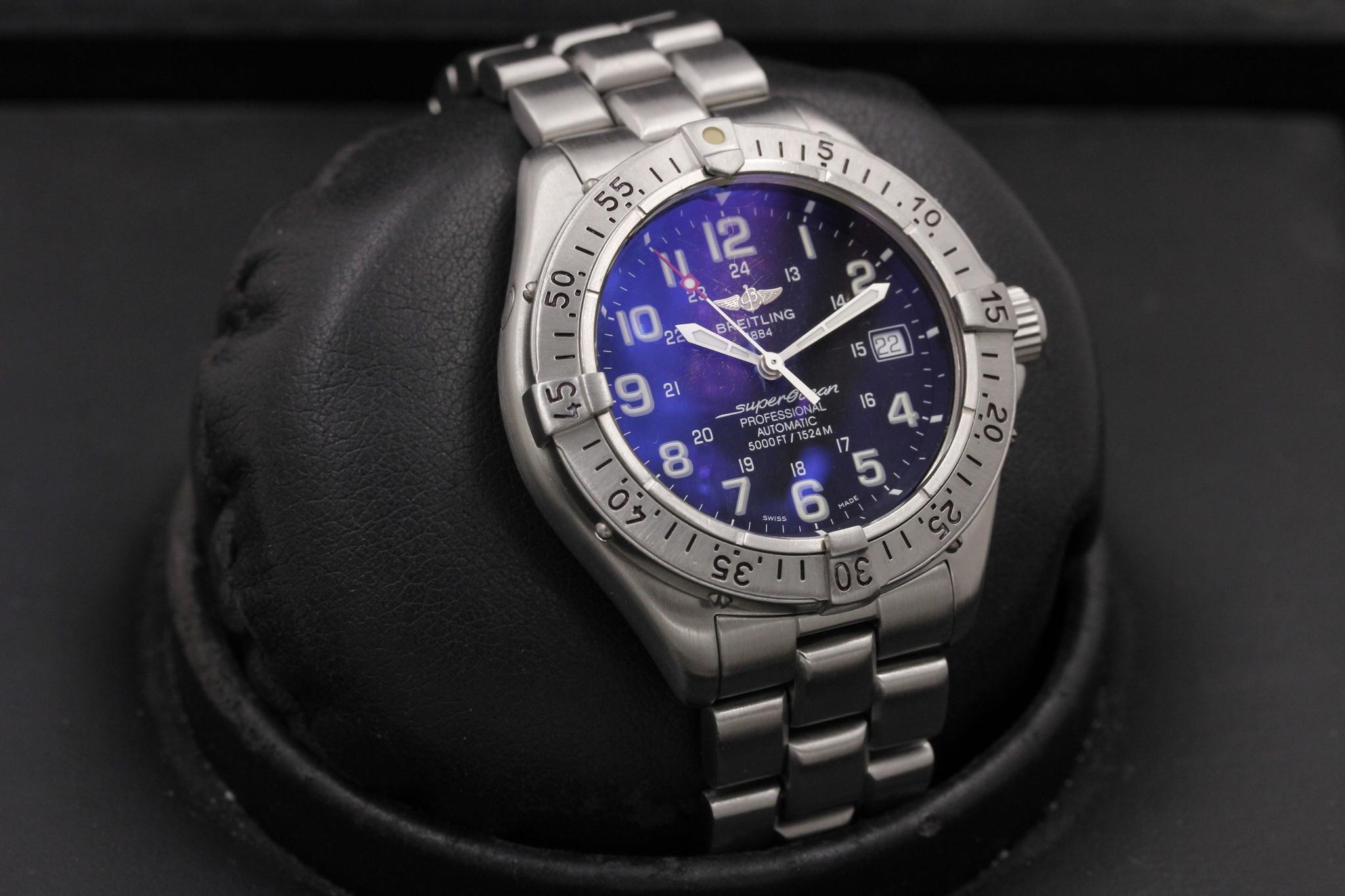 Watch Image 10