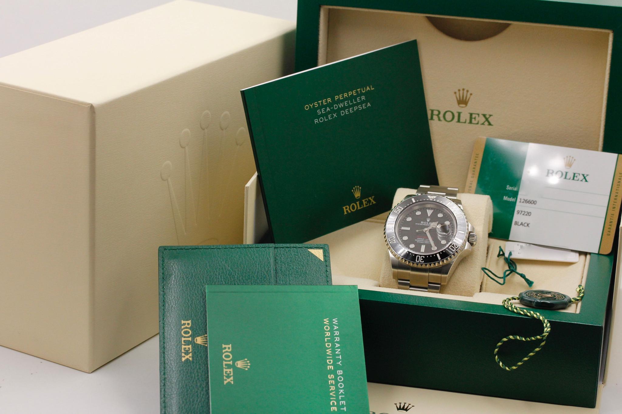 Watch Image 11
