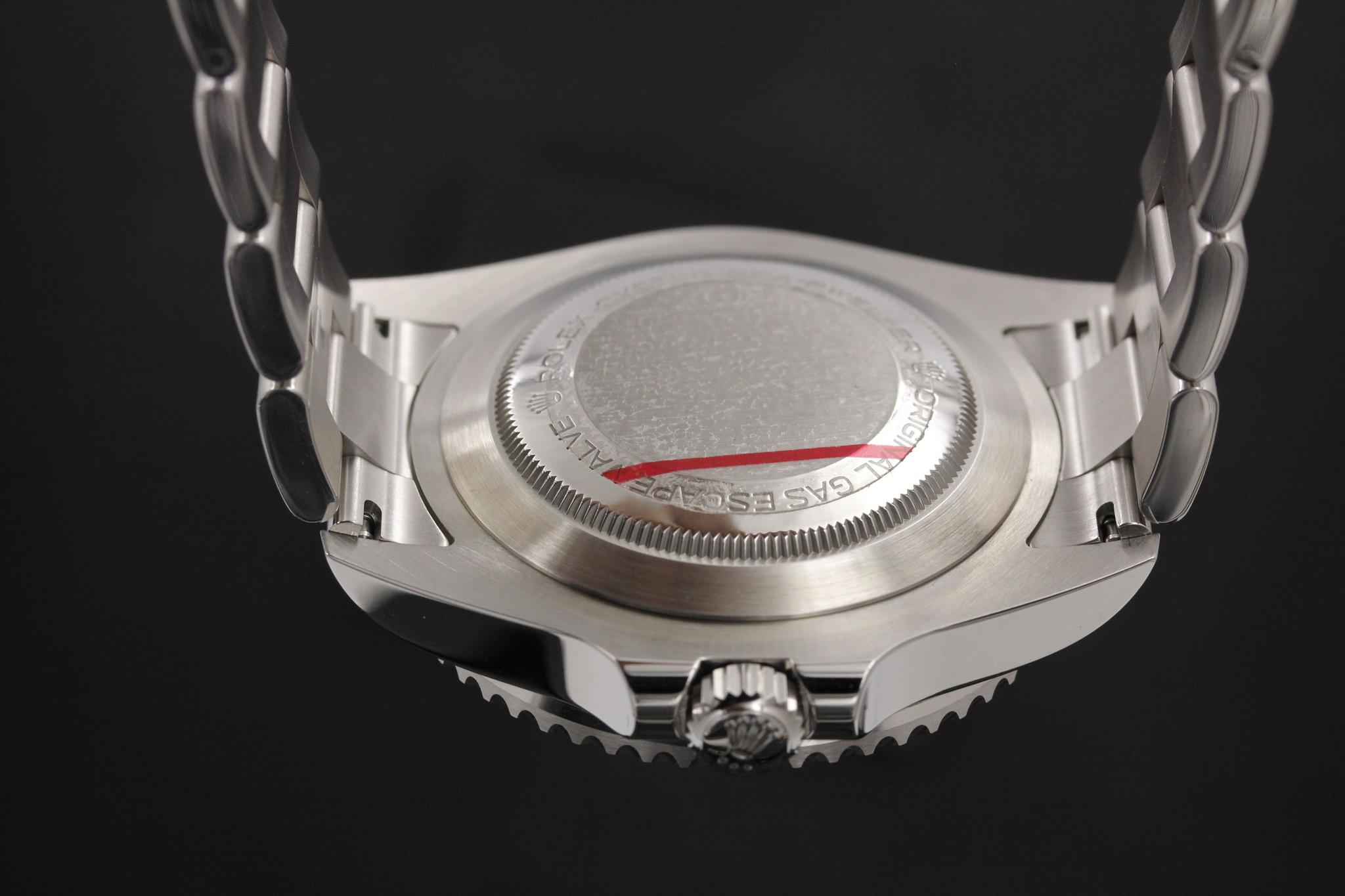 Watch Image 7