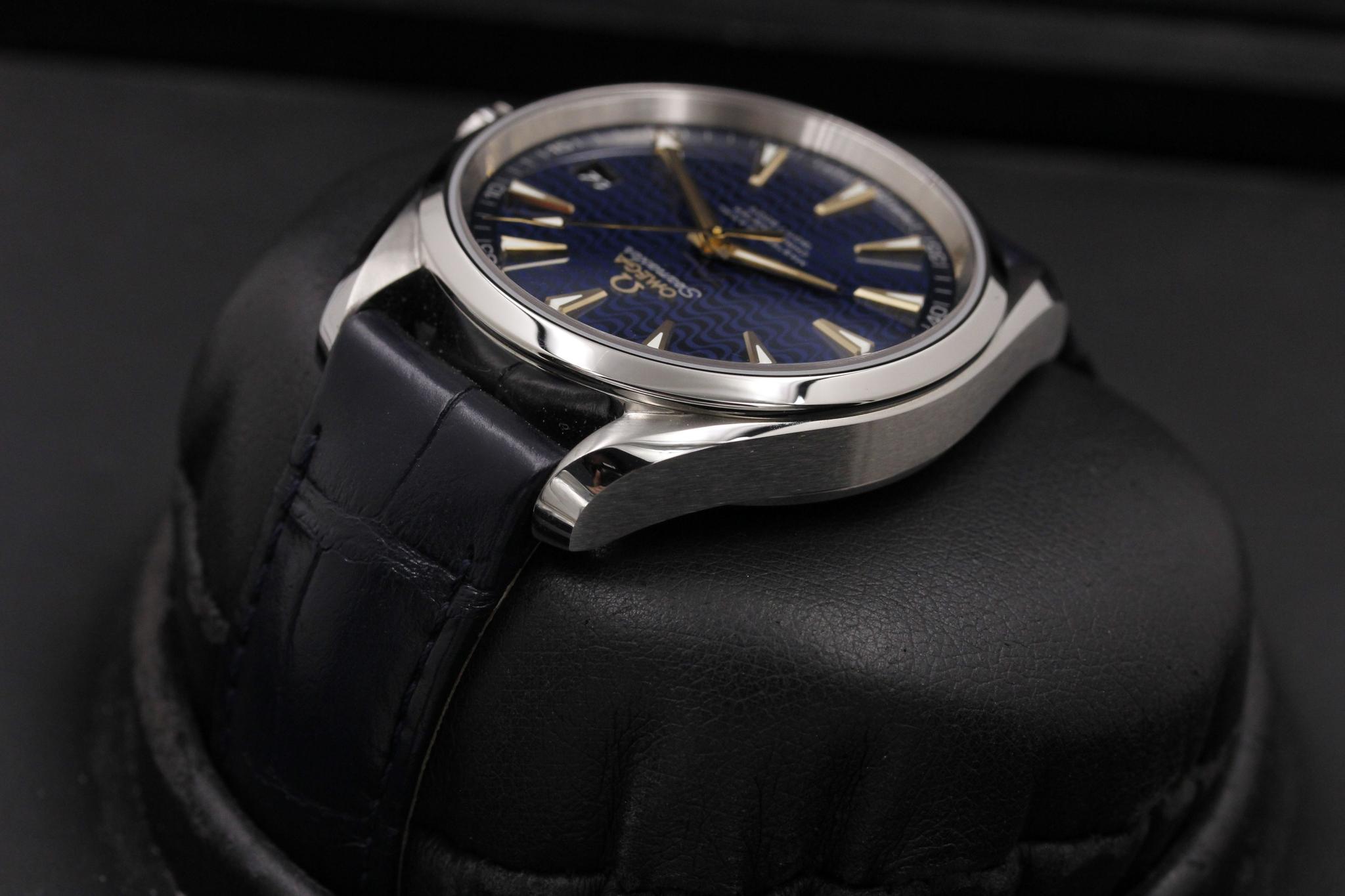 Watch Image 5