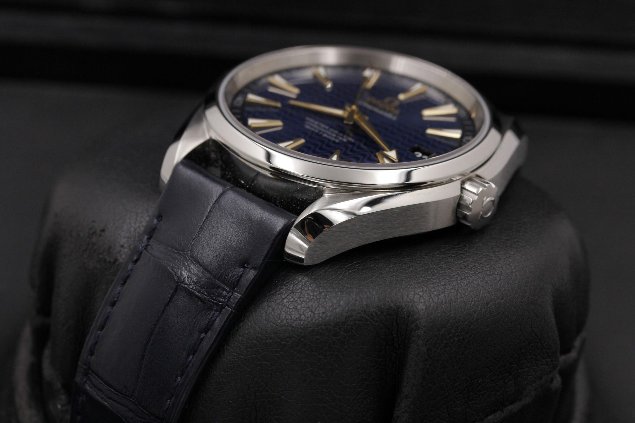 Watch Image 2