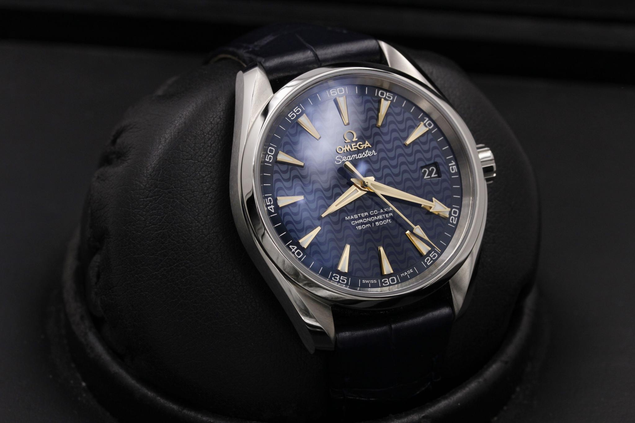 Watch Image 10