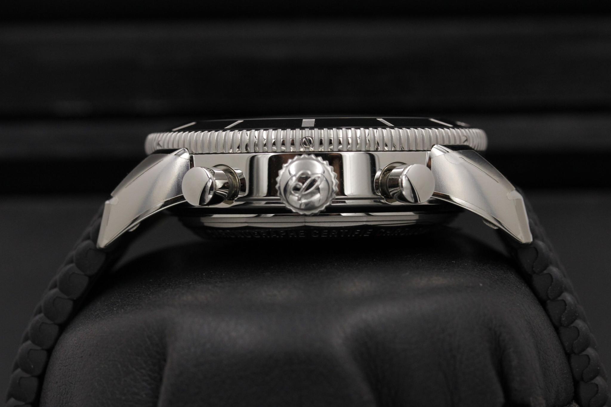 Watch Image 3