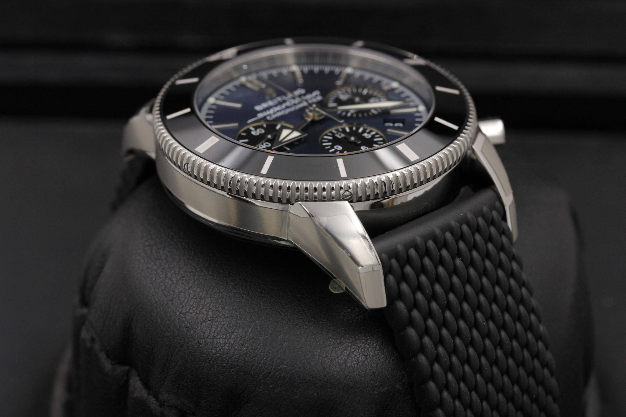 Watch Image 6