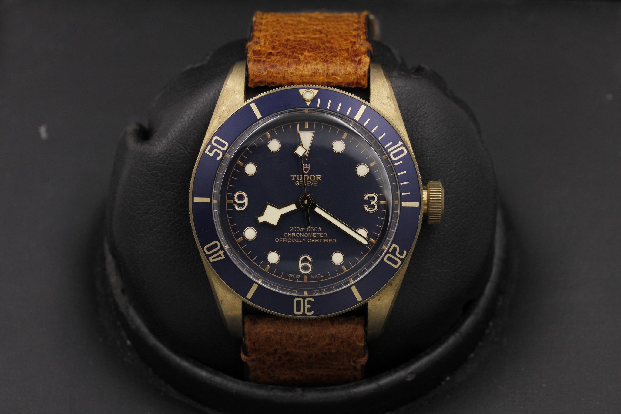 Watch Image 1
