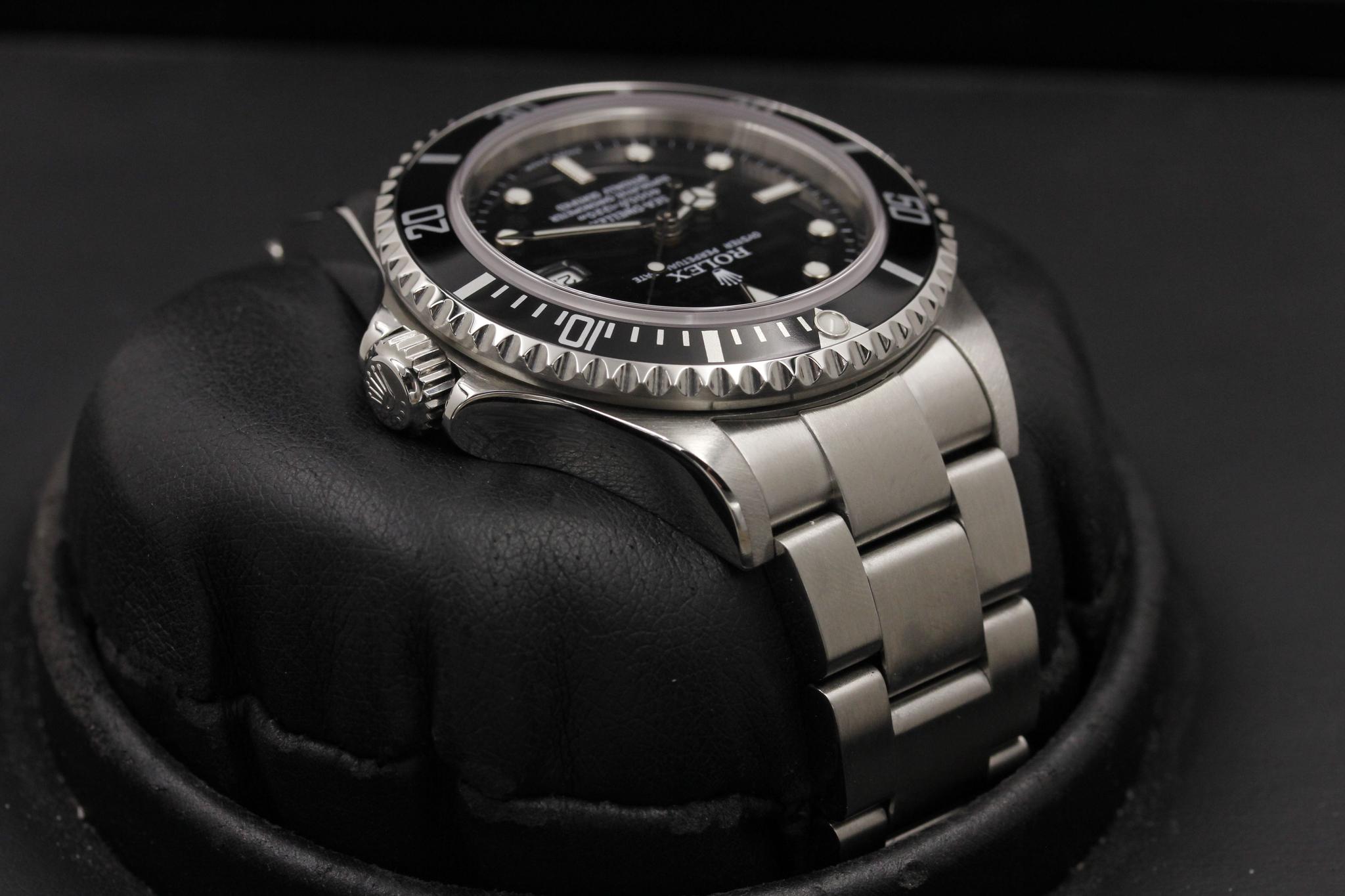 Watch Image 4
