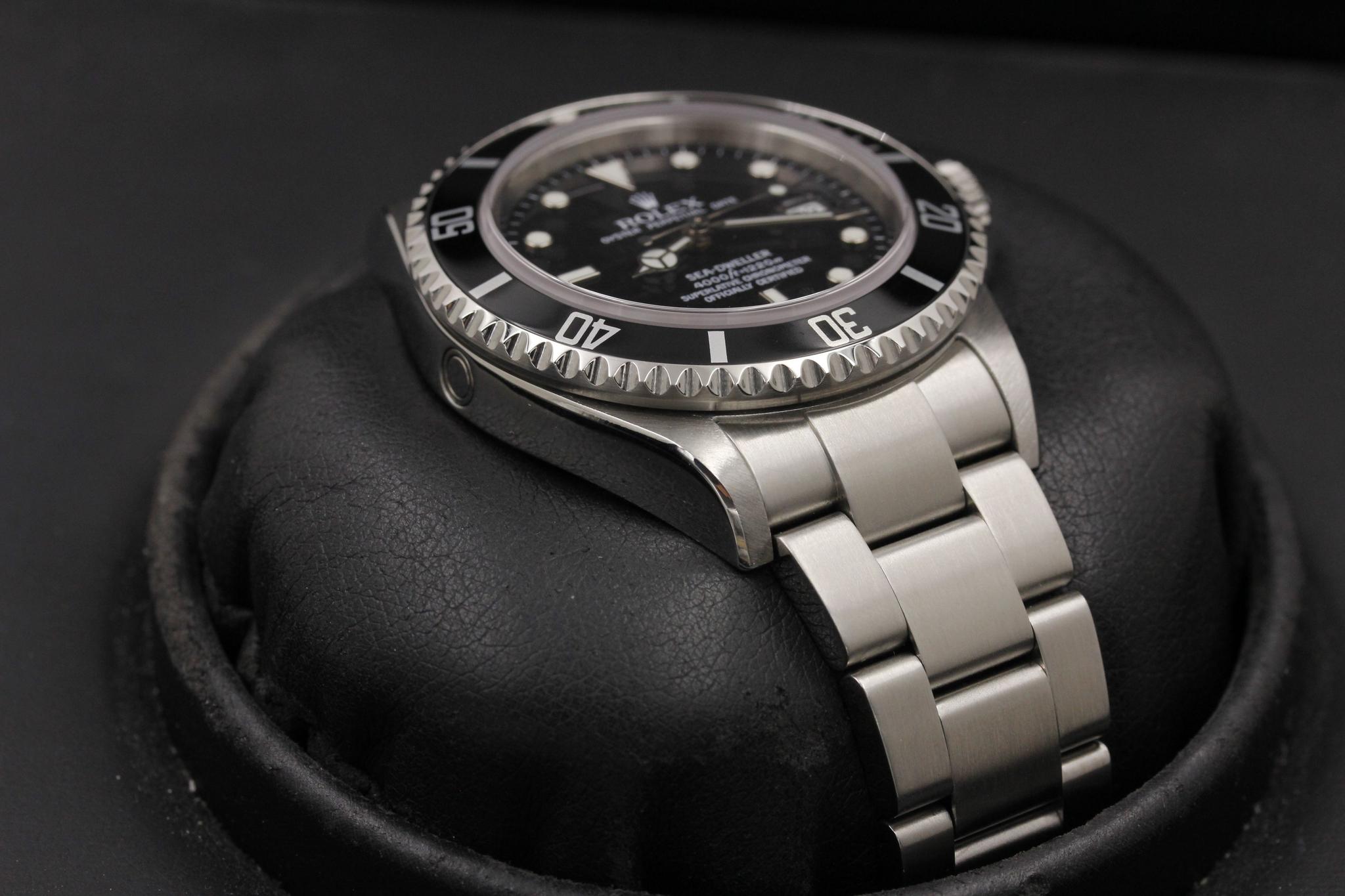 Watch Image 6