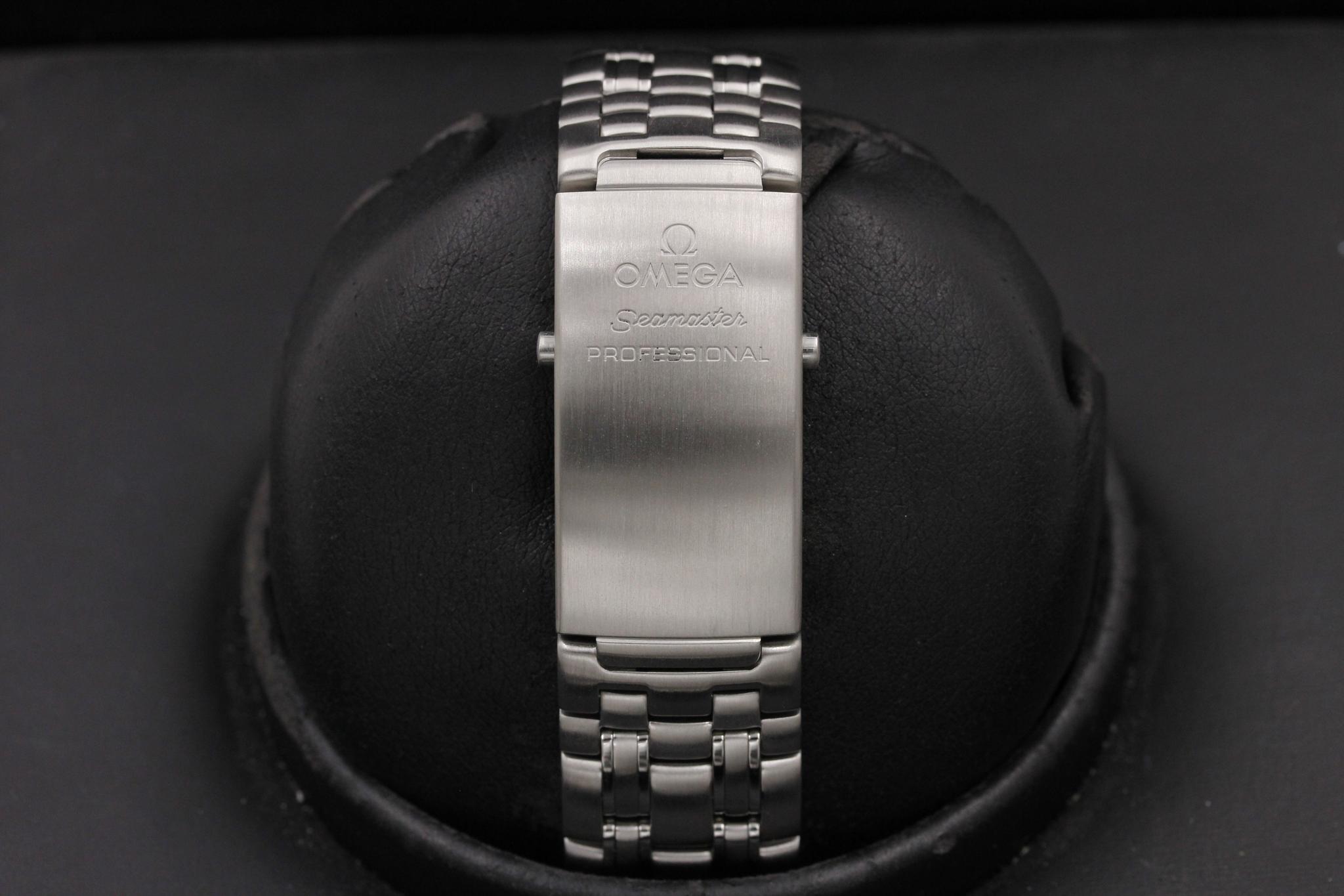 Watch Image 8