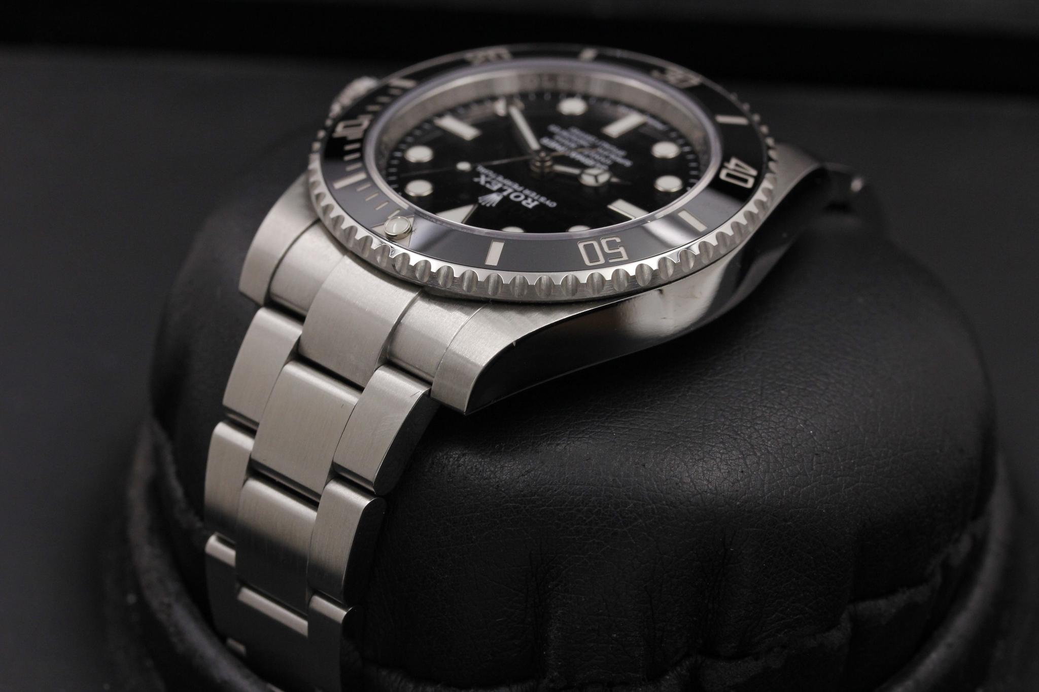 Watch Image 5