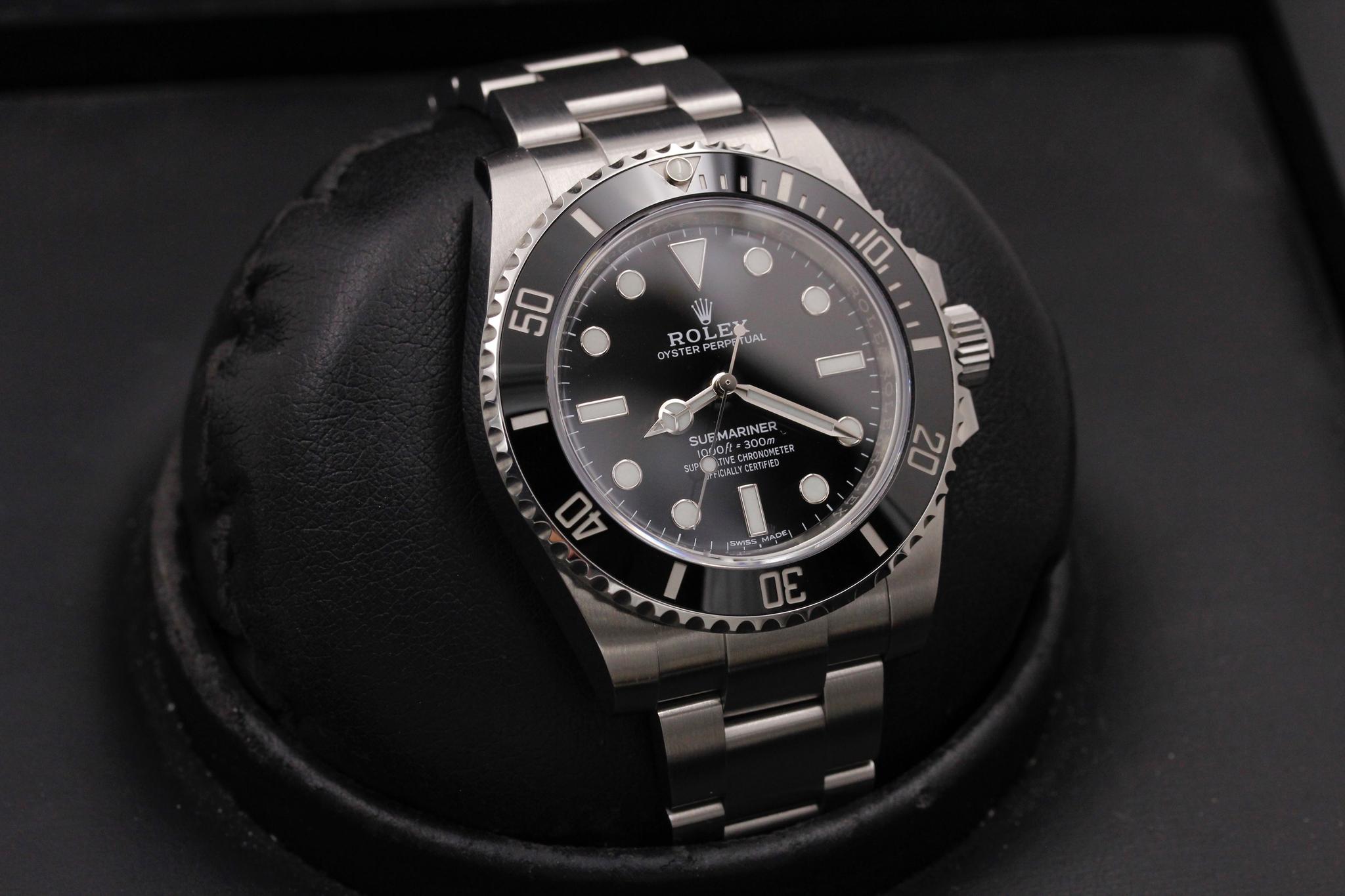 Watch Image 10