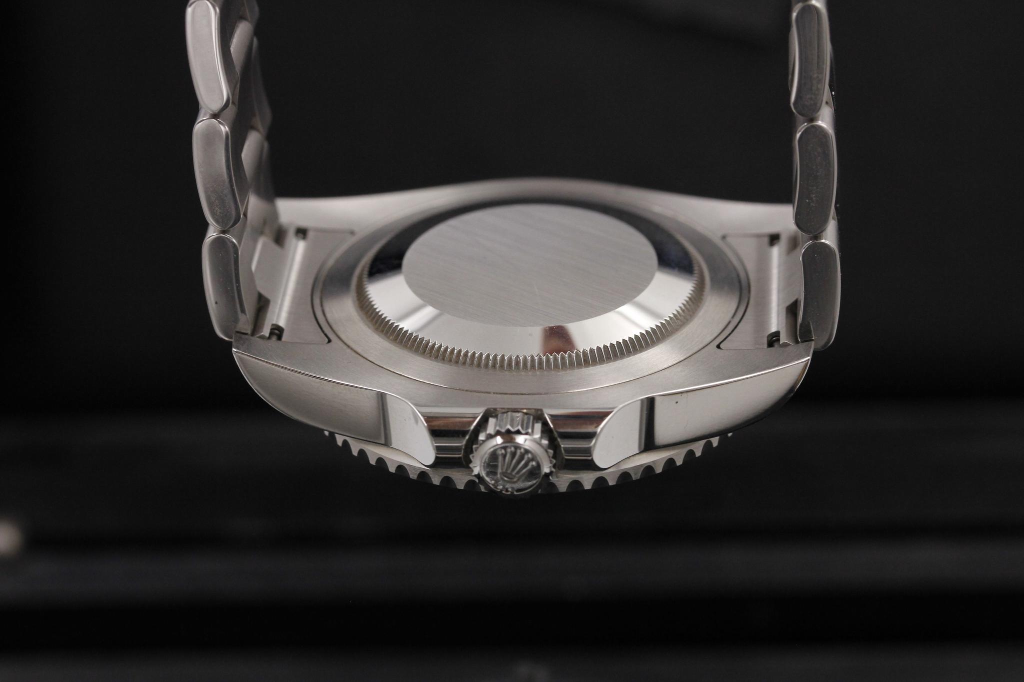Watch Image 5