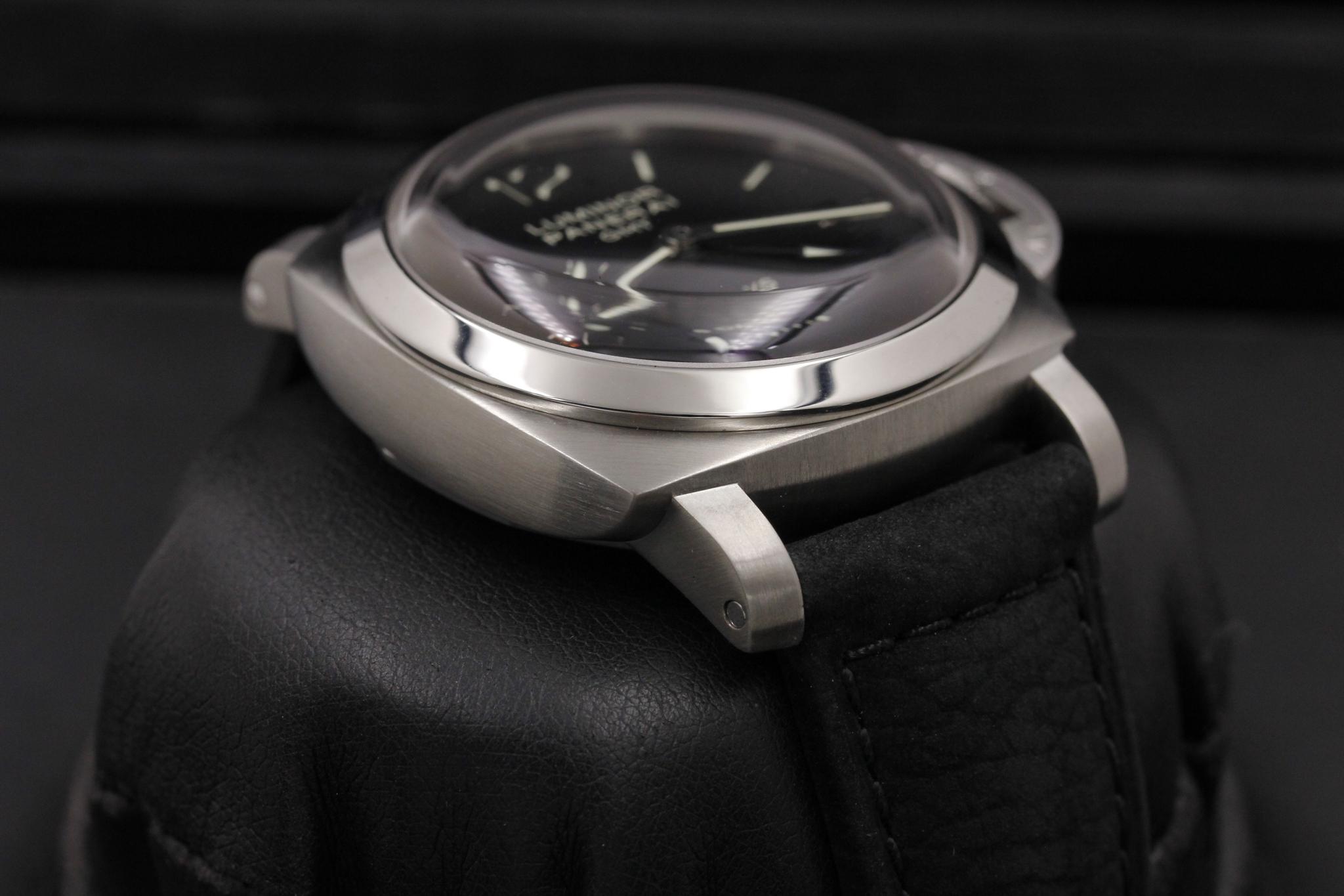 Watch Image 6
