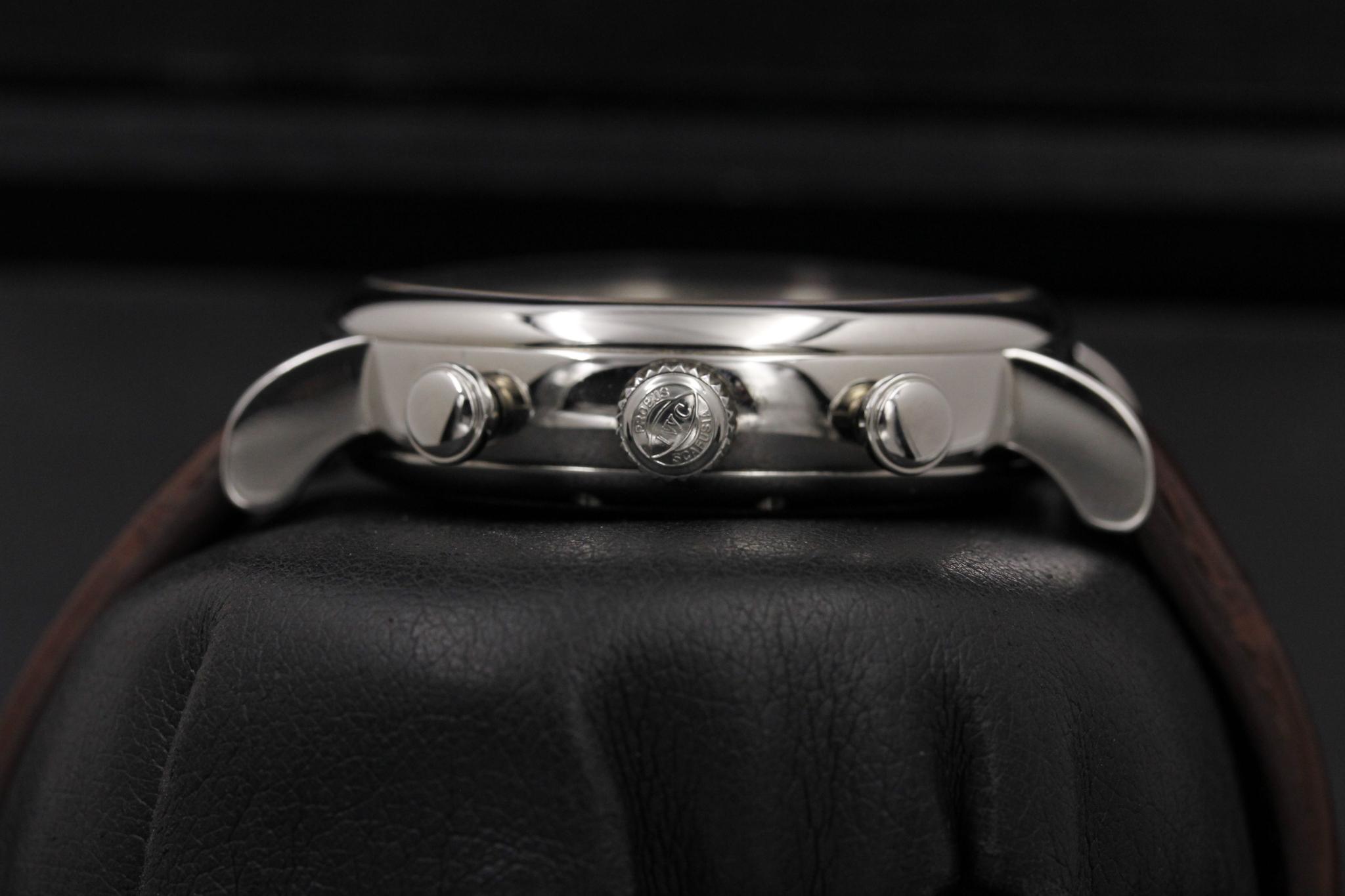 Watch Image 3