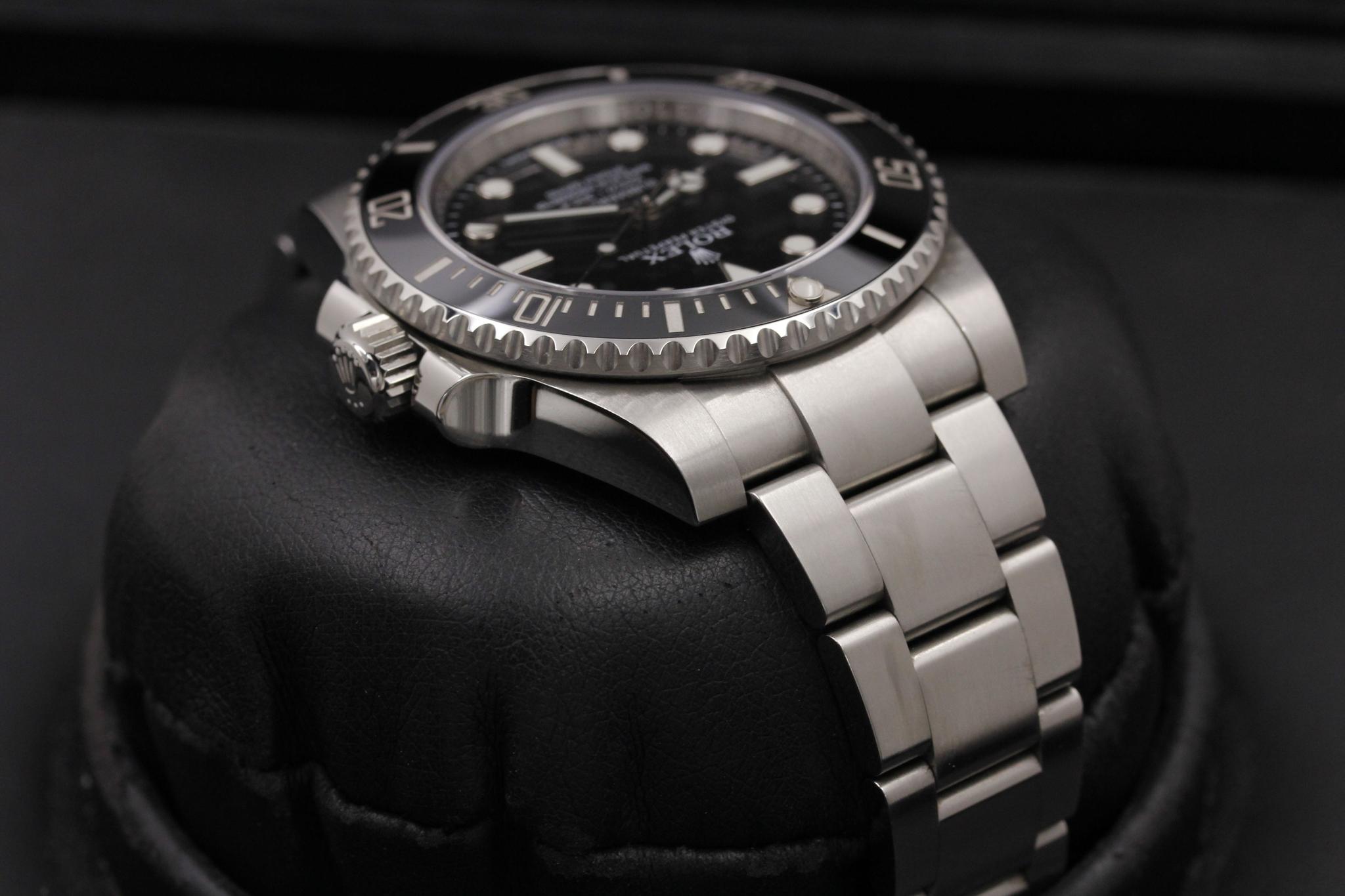 Watch Image 4