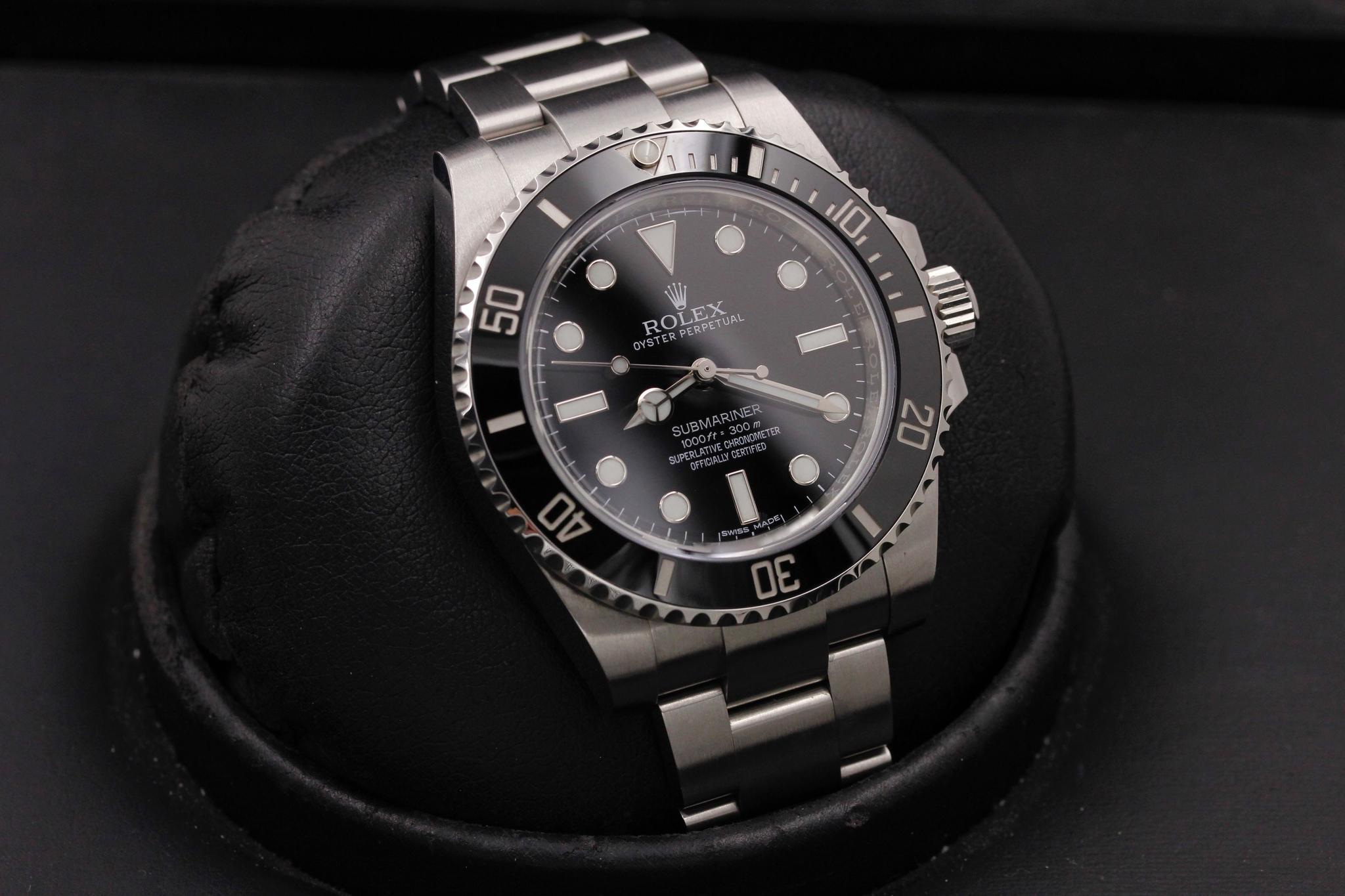 Watch Image 10