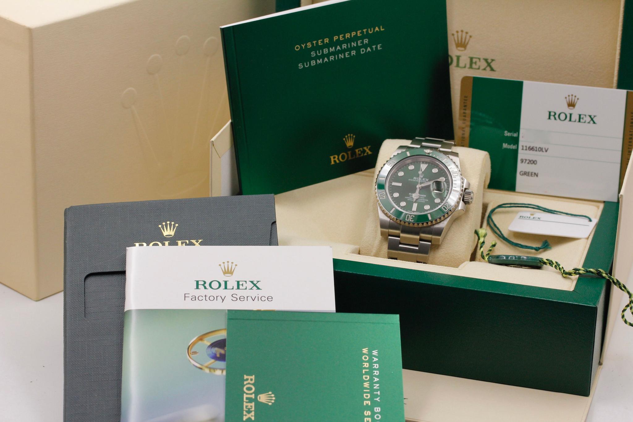 Watch Image 11