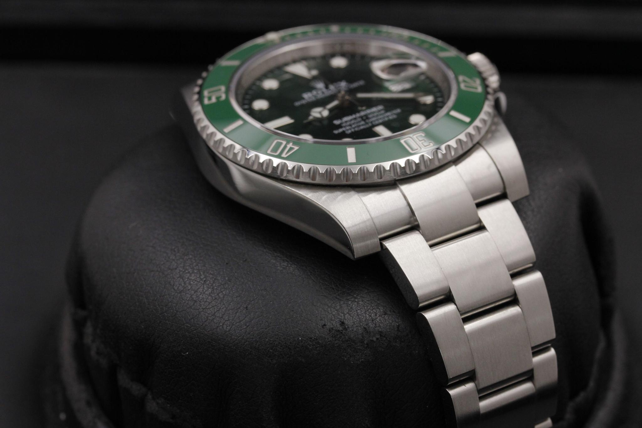 Watch Image 6