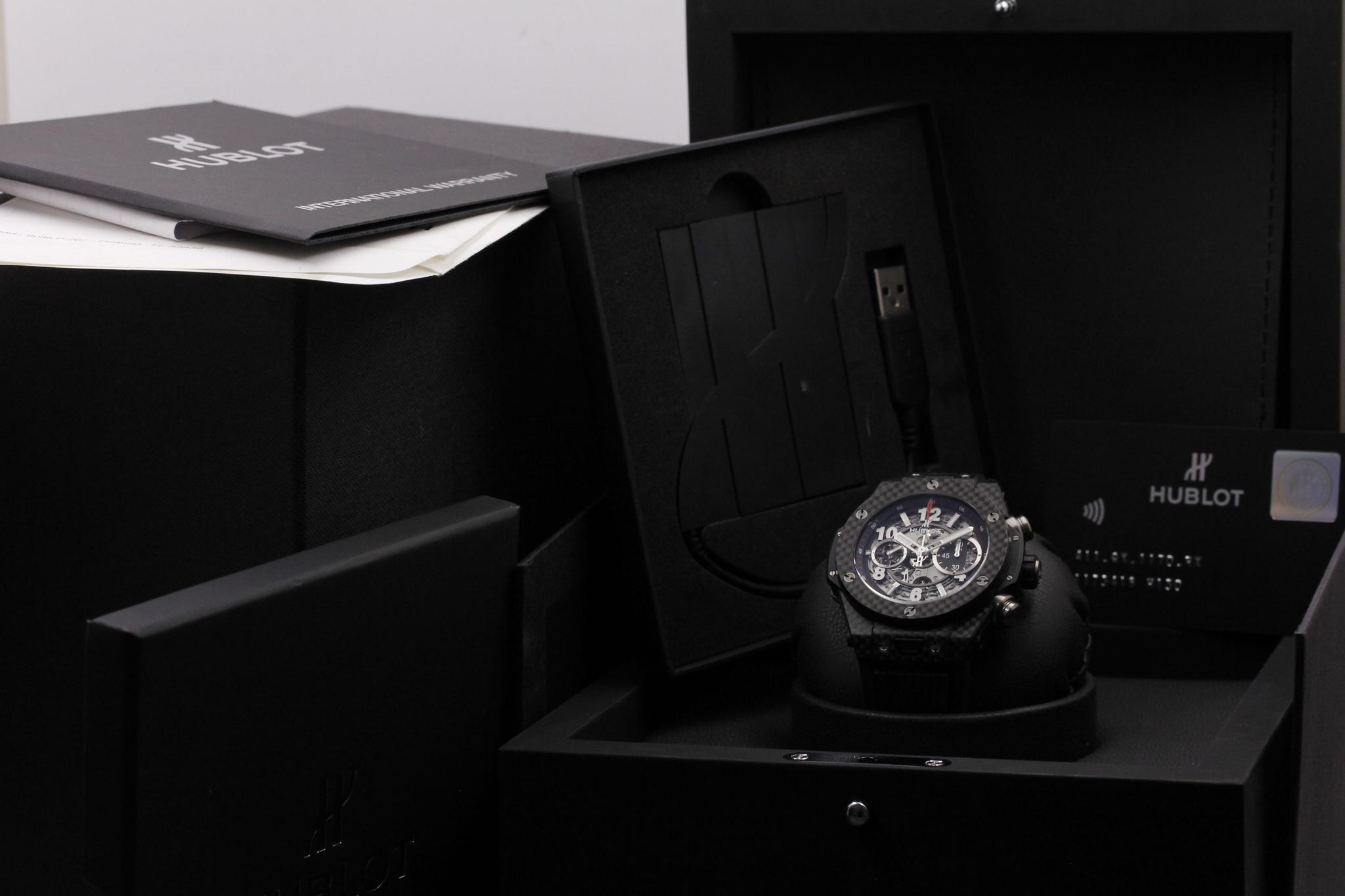 Watch Image 11