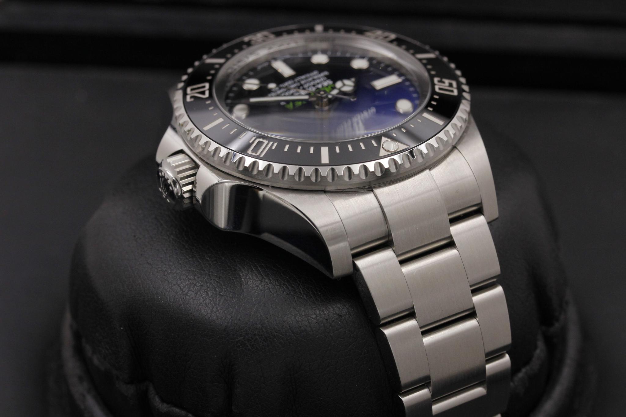 Watch Image 4