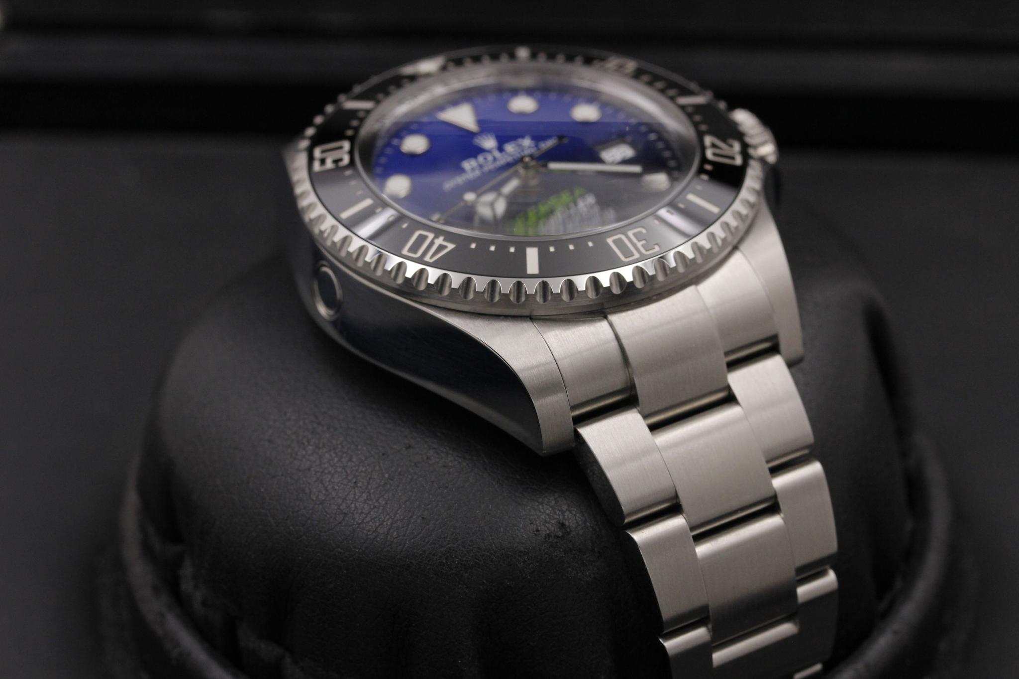 Watch Image 6