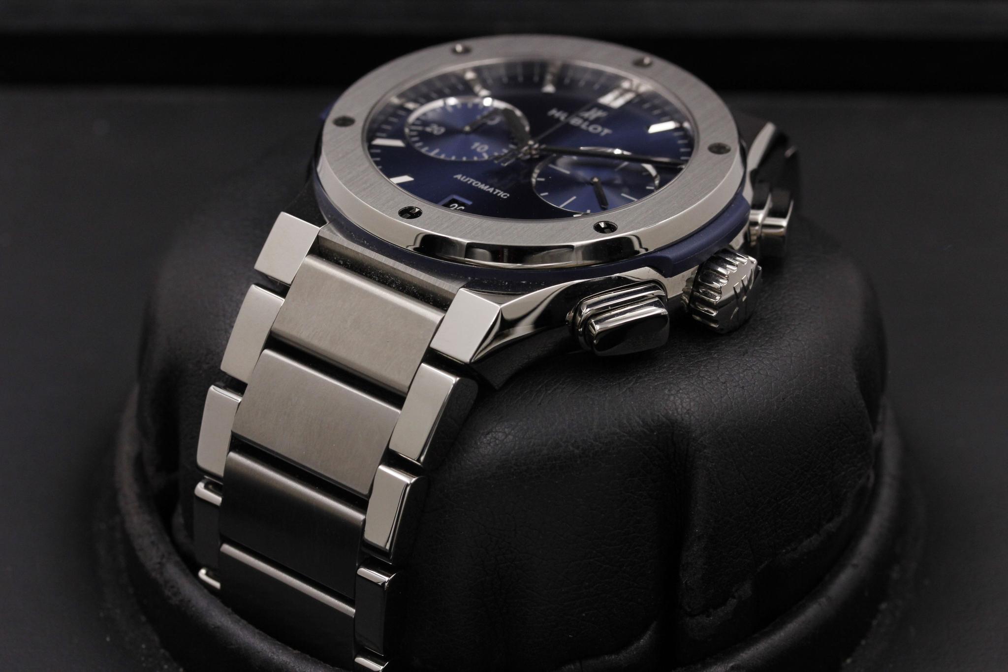 Watch Image 2