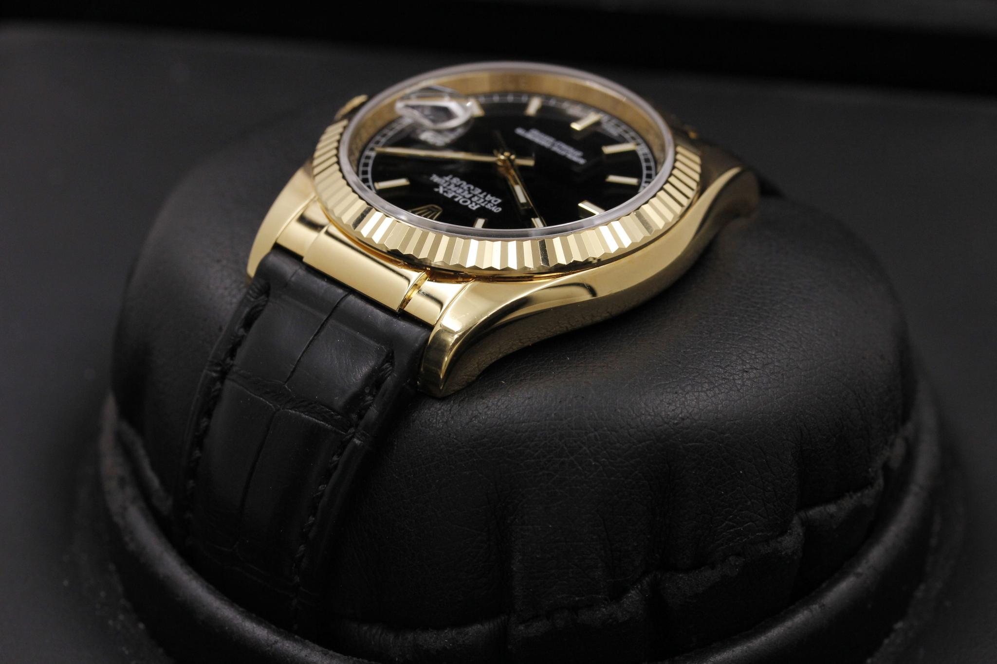 Watch Image 5