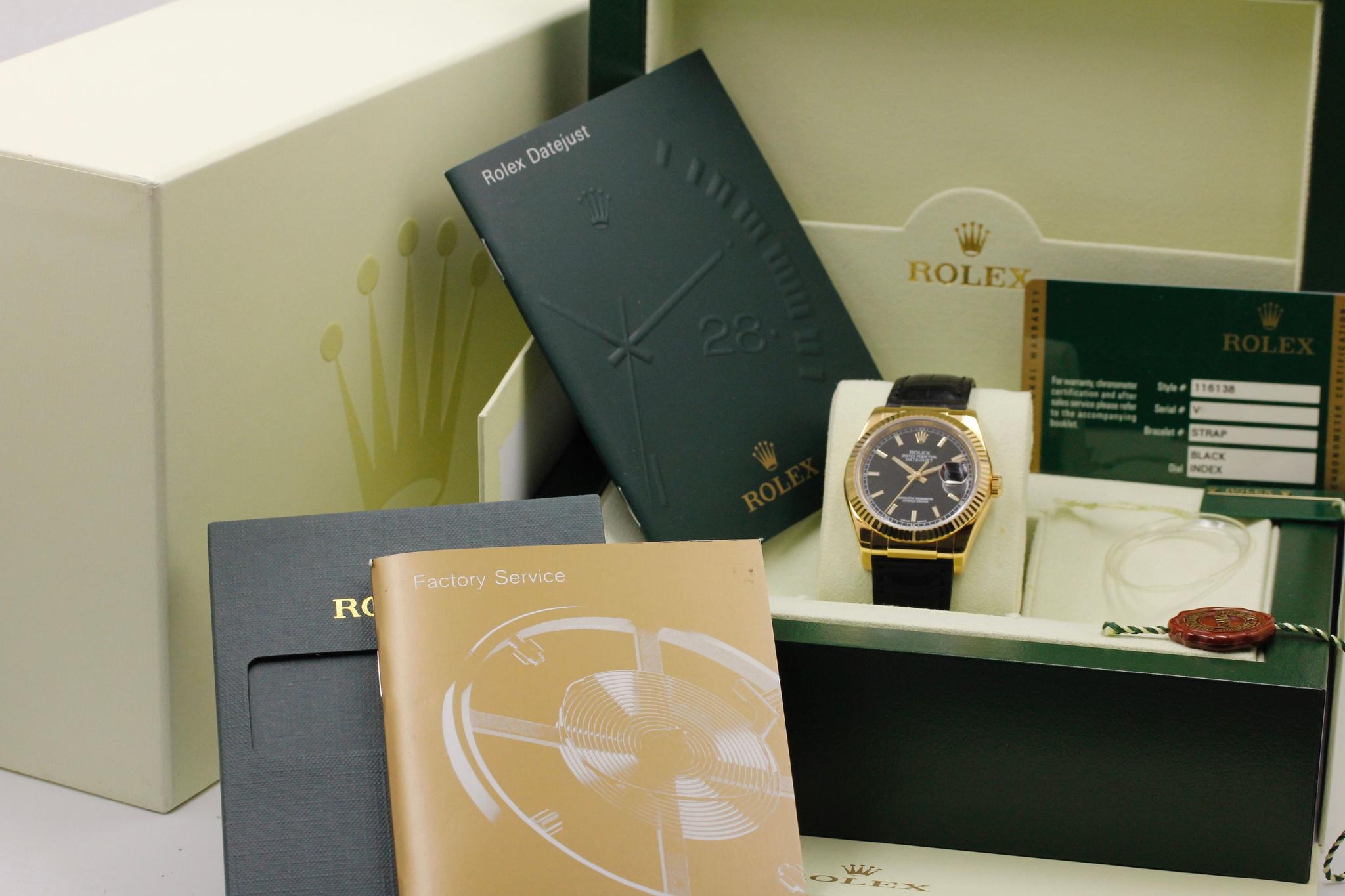 Watch Image 12
