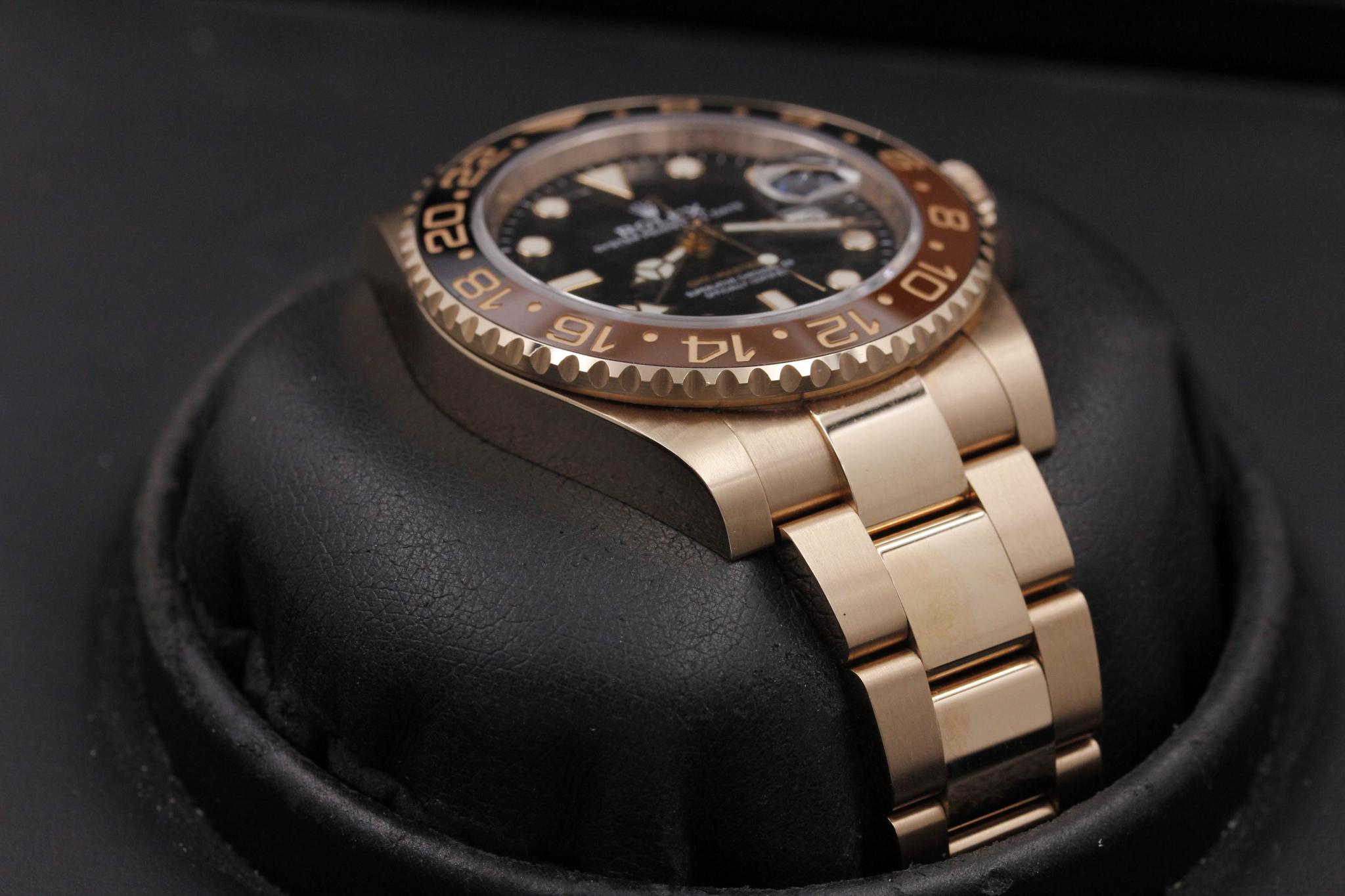 Watch Image 6