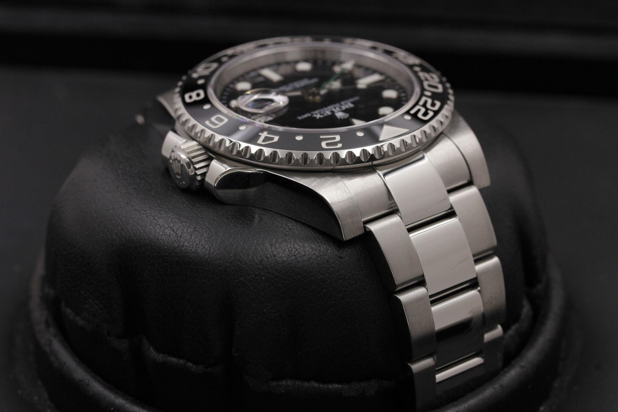 Watch Image 4